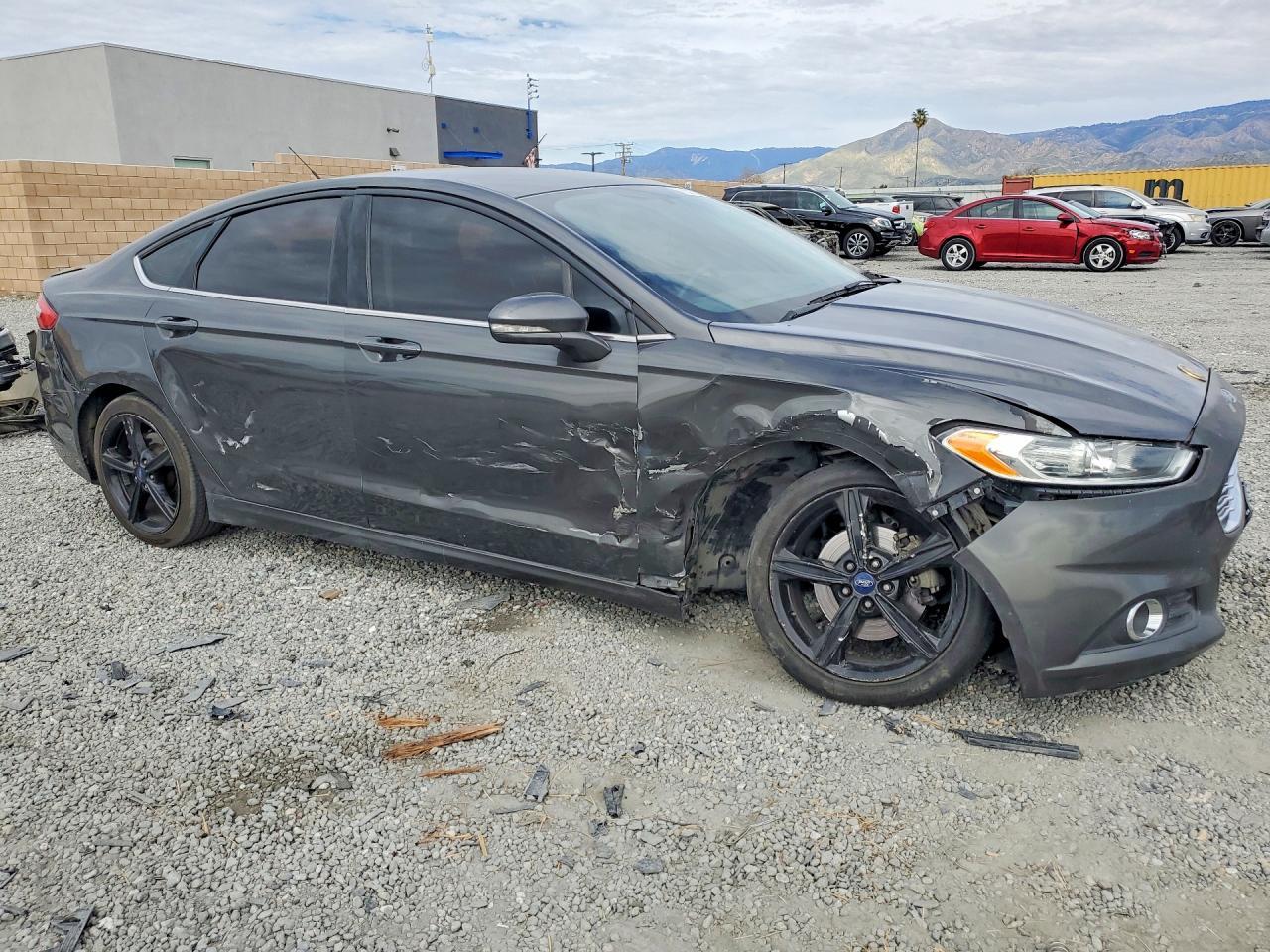 2016 Ford Fusion Se - Фото 4