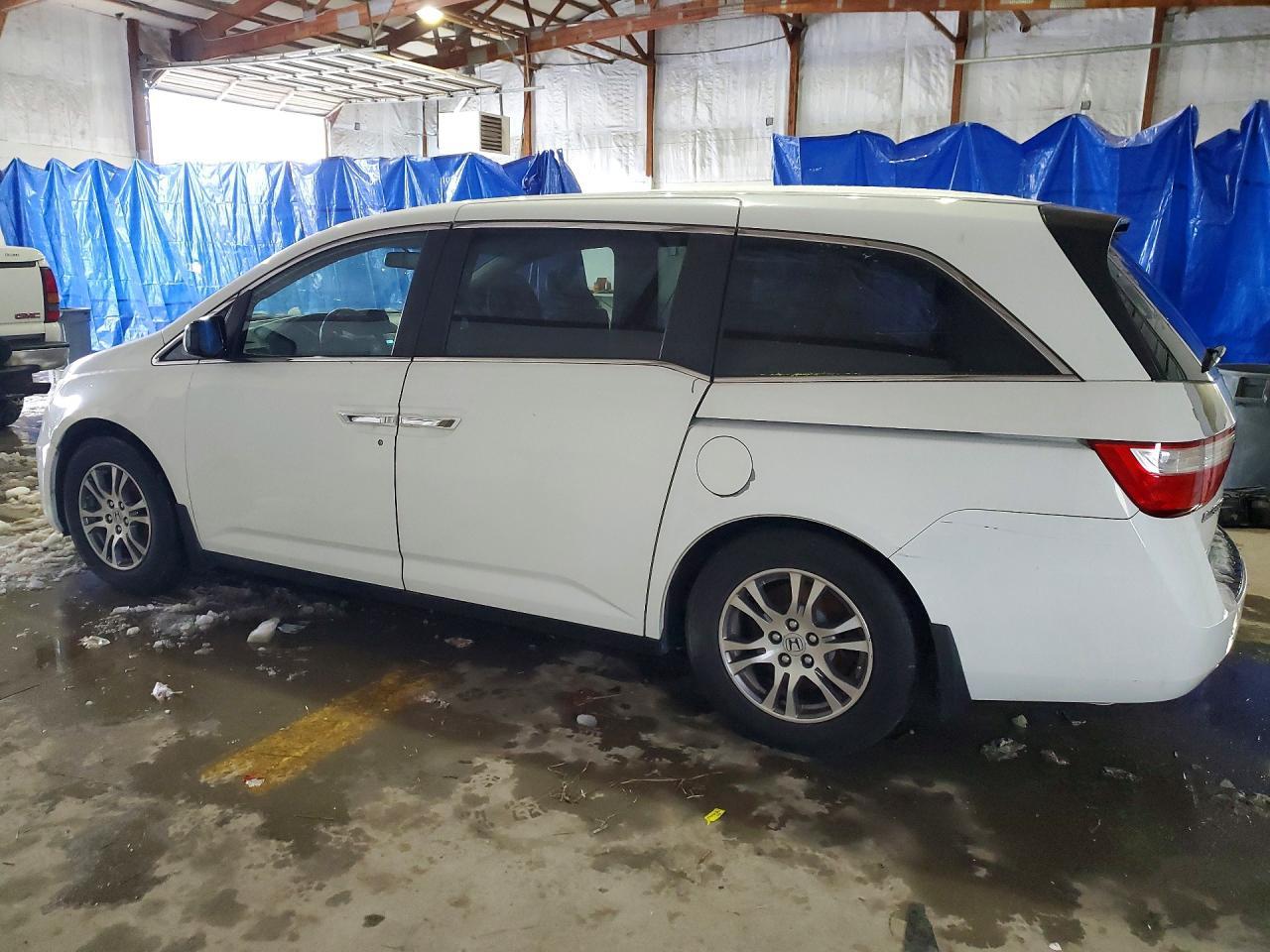 2012 Honda Odyssey Exl - Image 2