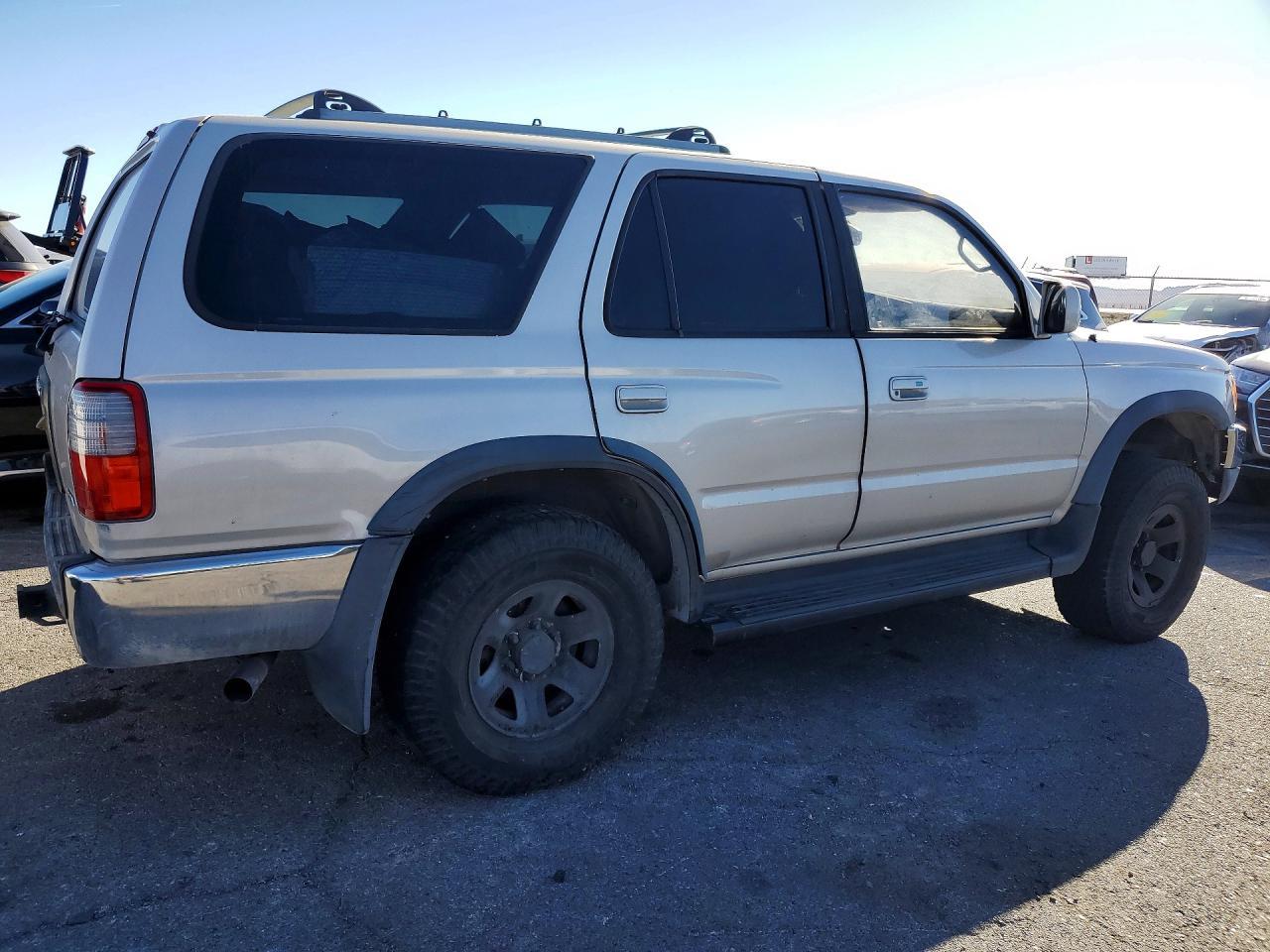 2006 Toyota 4Runner - Фото 3