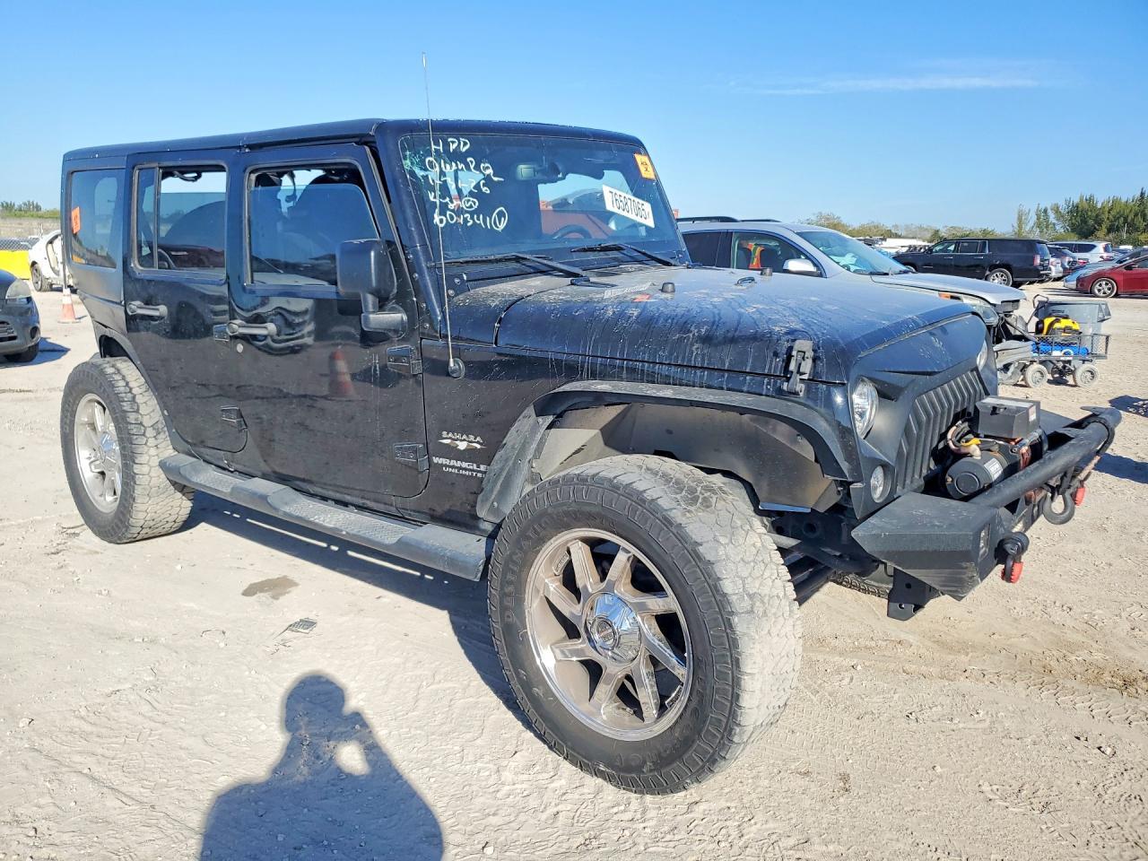 2017 Jeep Wrangler Unlimited Sahara - Фото 4