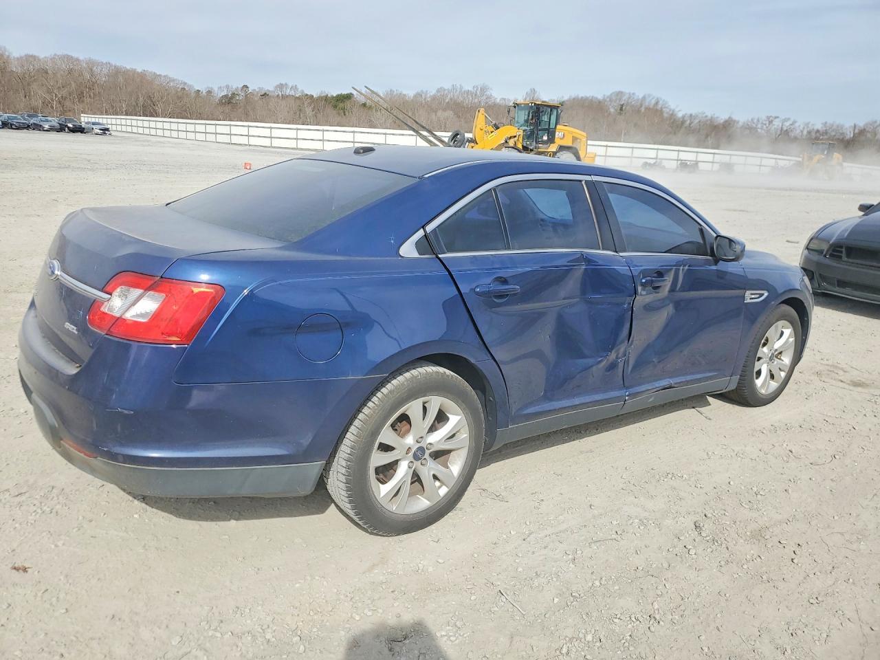 2012 Ford Taurus Sel - Image 3