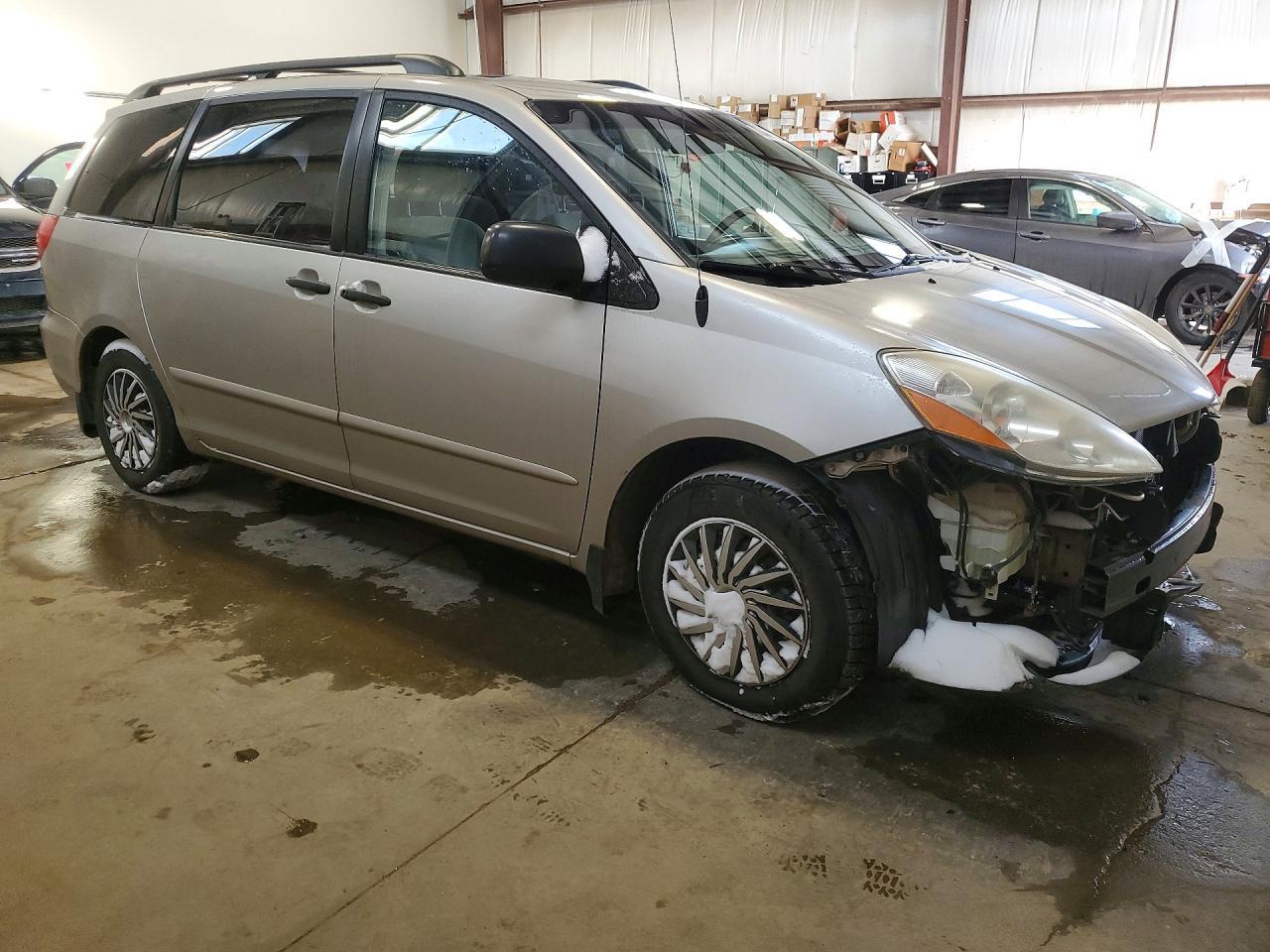2007 Toyota Sienna Ce - Фото 4