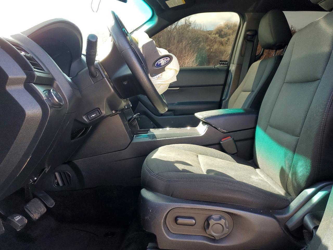 2016 Ford Explorer Police Interceptor - Фото 7