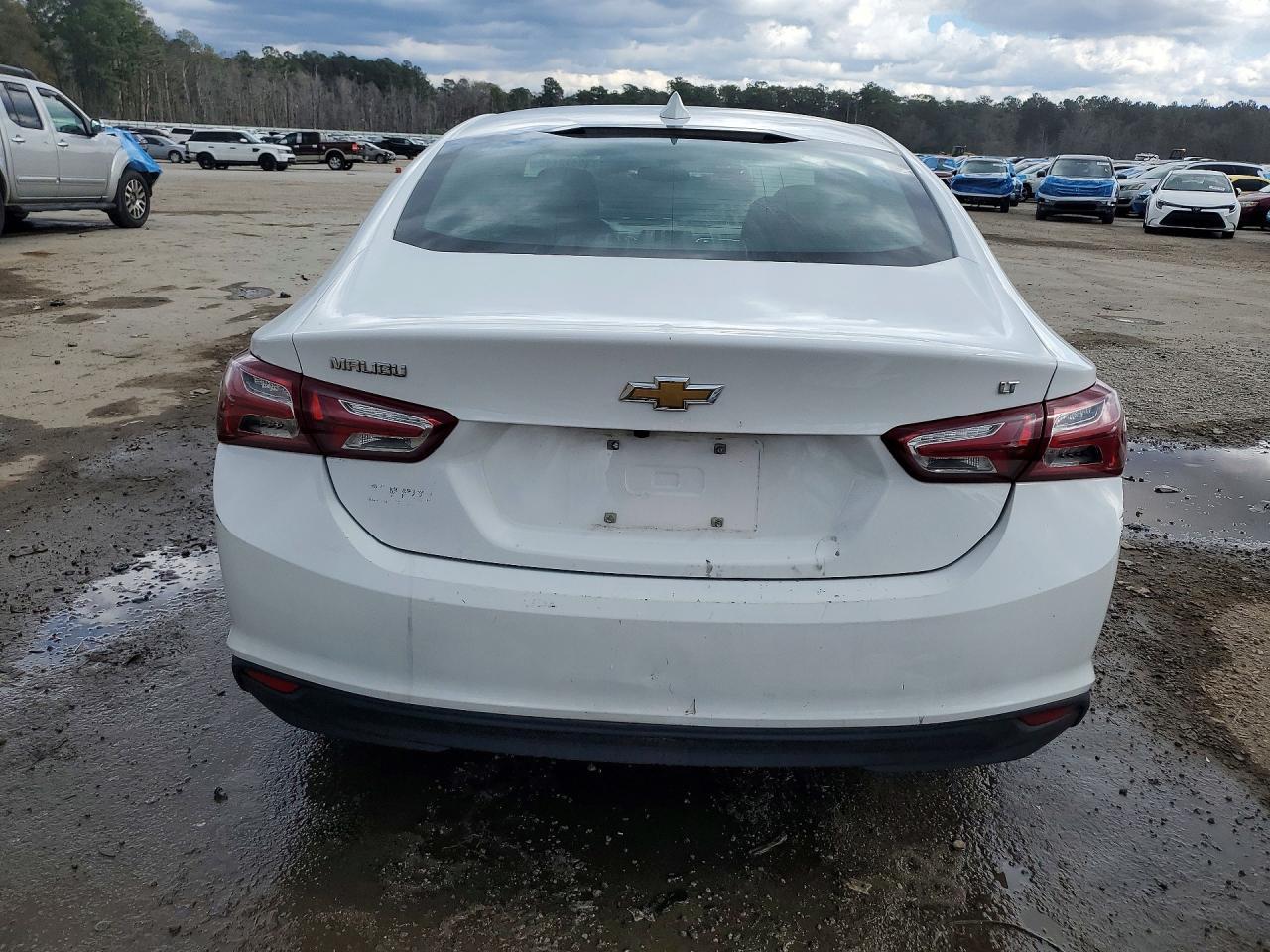 2021 Chevrolet Malibu Lt - Фото 6