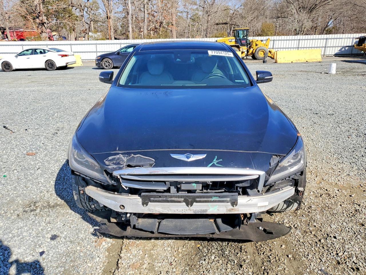 2015 Hyundai Genesis 3.8L - Фото 5