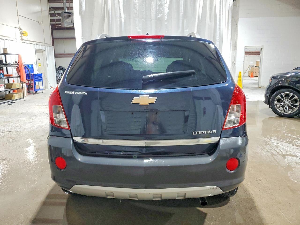 2014 Chevrolet Captiva Ls - Image 6