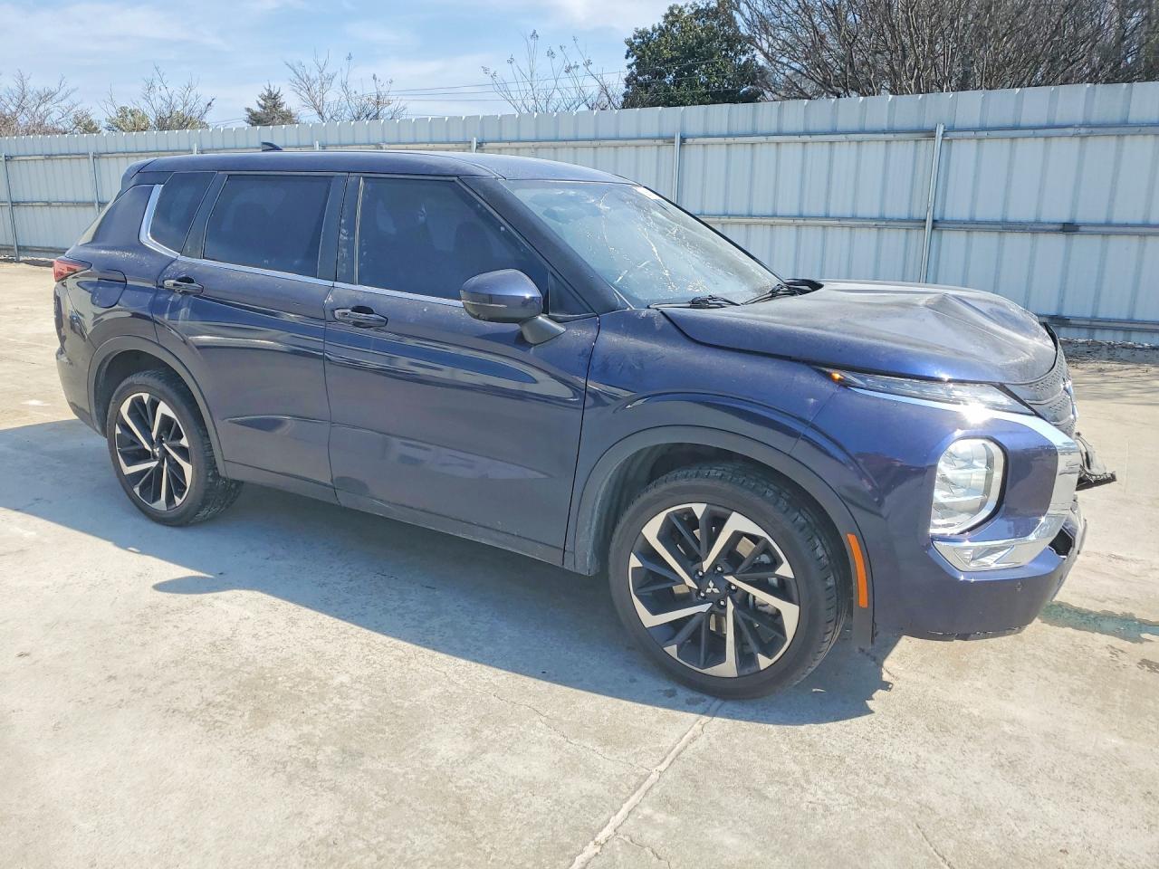 2024 Mitsubishi Outlander Se - Image 4
