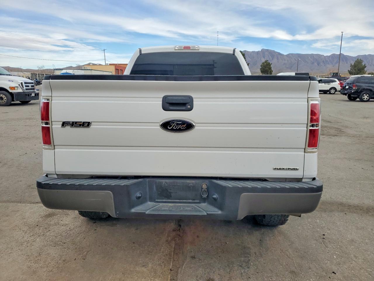 2014 Ford F150 Super Cab - Фото 6