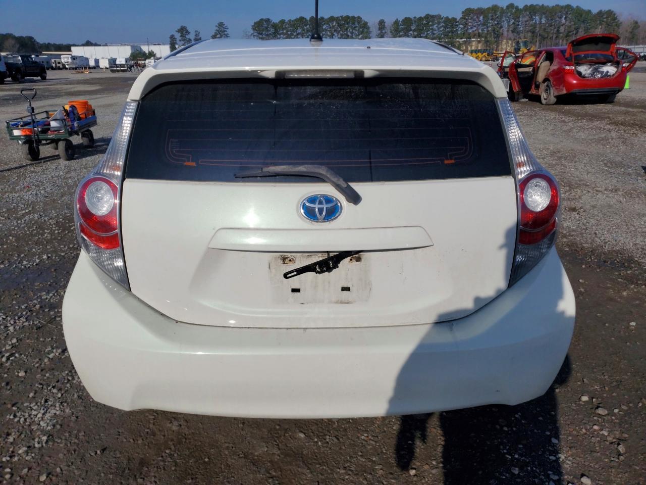 2014 Toyota Prius C Two - Фото 6