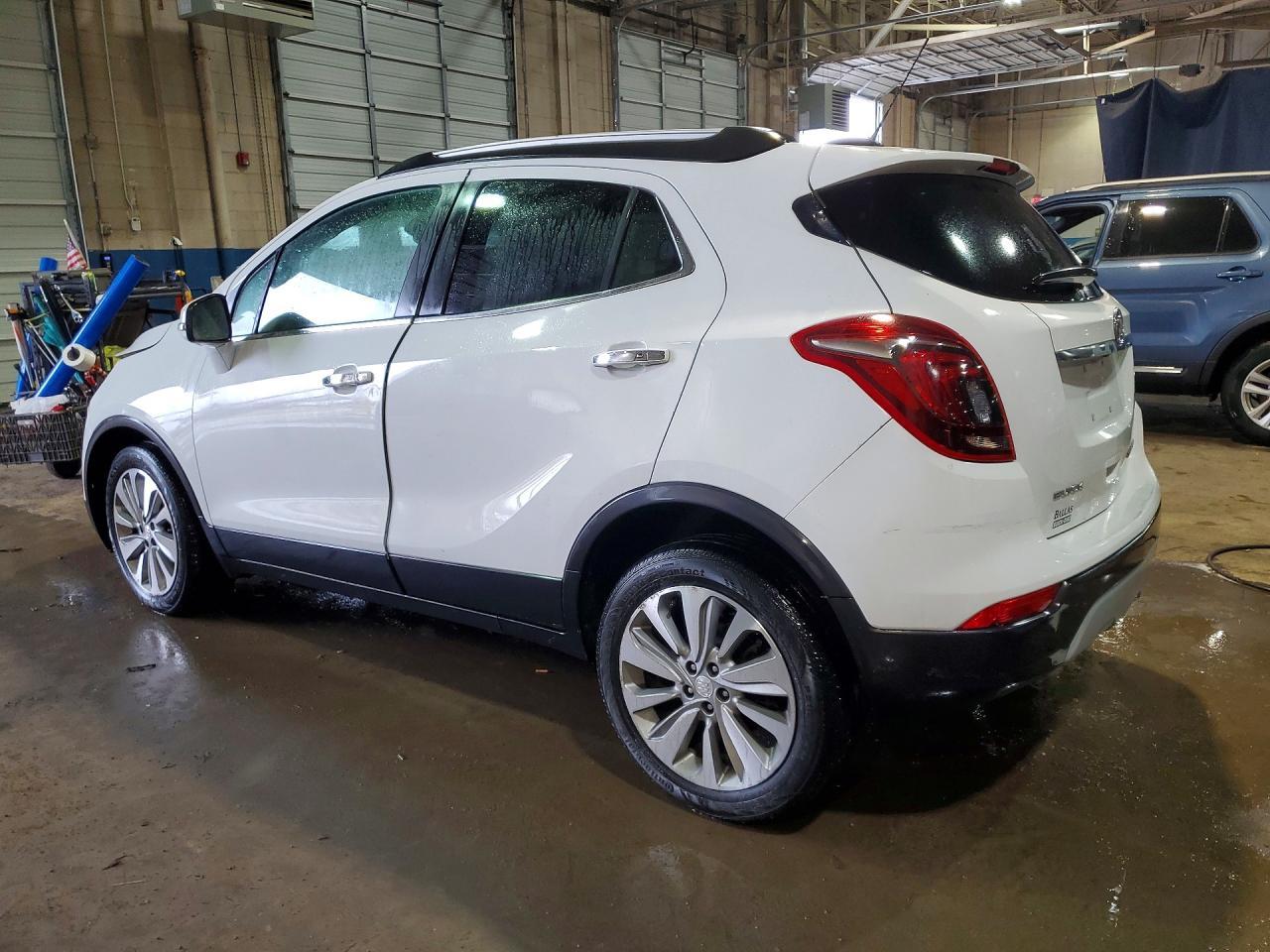 2017 Buick Encore Preferred - Фото 2