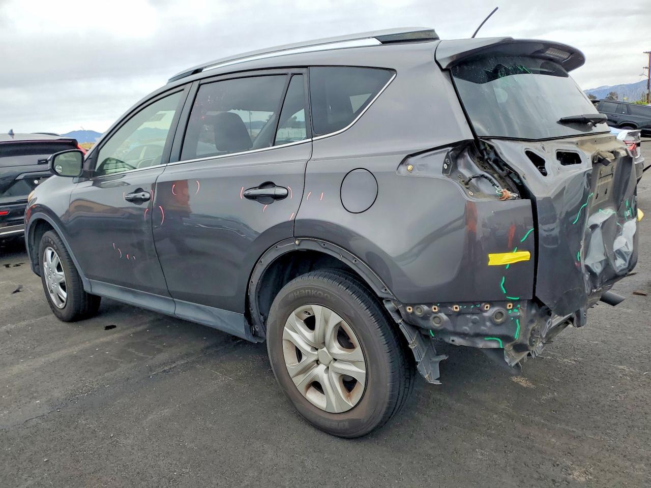 2014 Toyota Rav4 Le - Image 2