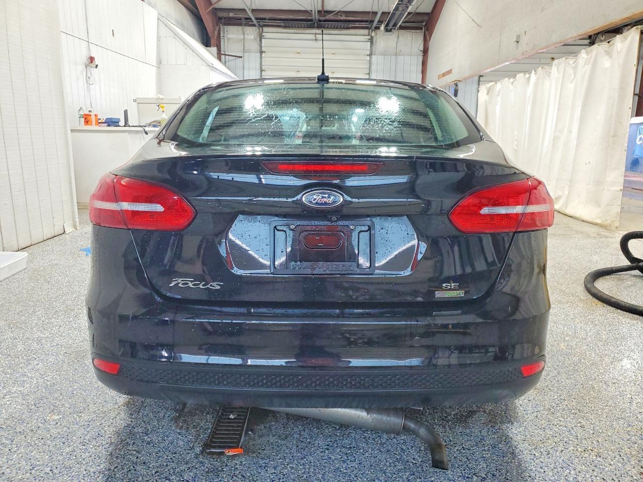 2017 Ford Focus Se - Image 6