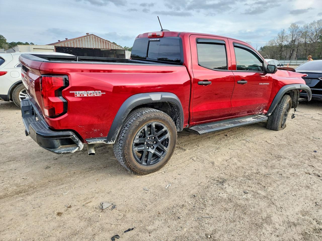 2025 Chevrolet Colorado Trail Boss - Фото 3