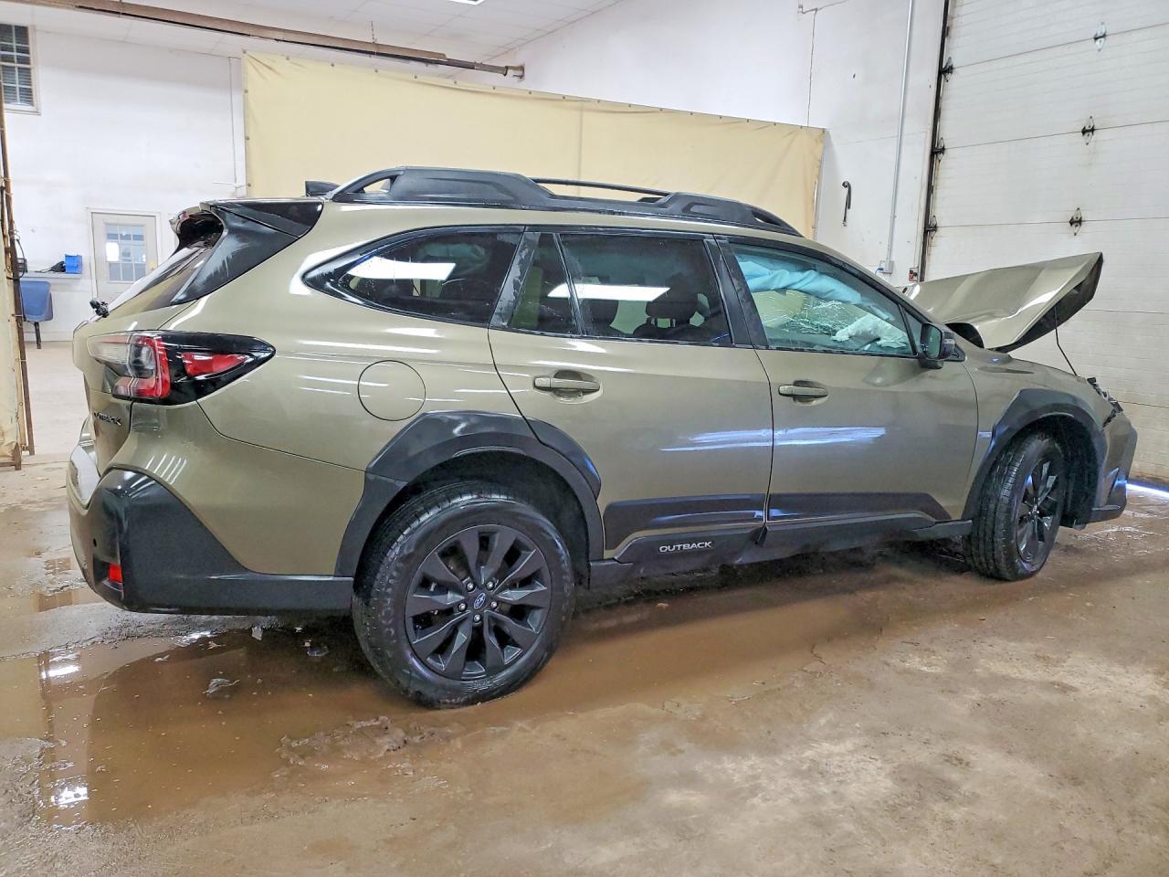 2024 Subaru Outback Onyx Edition - Image 3