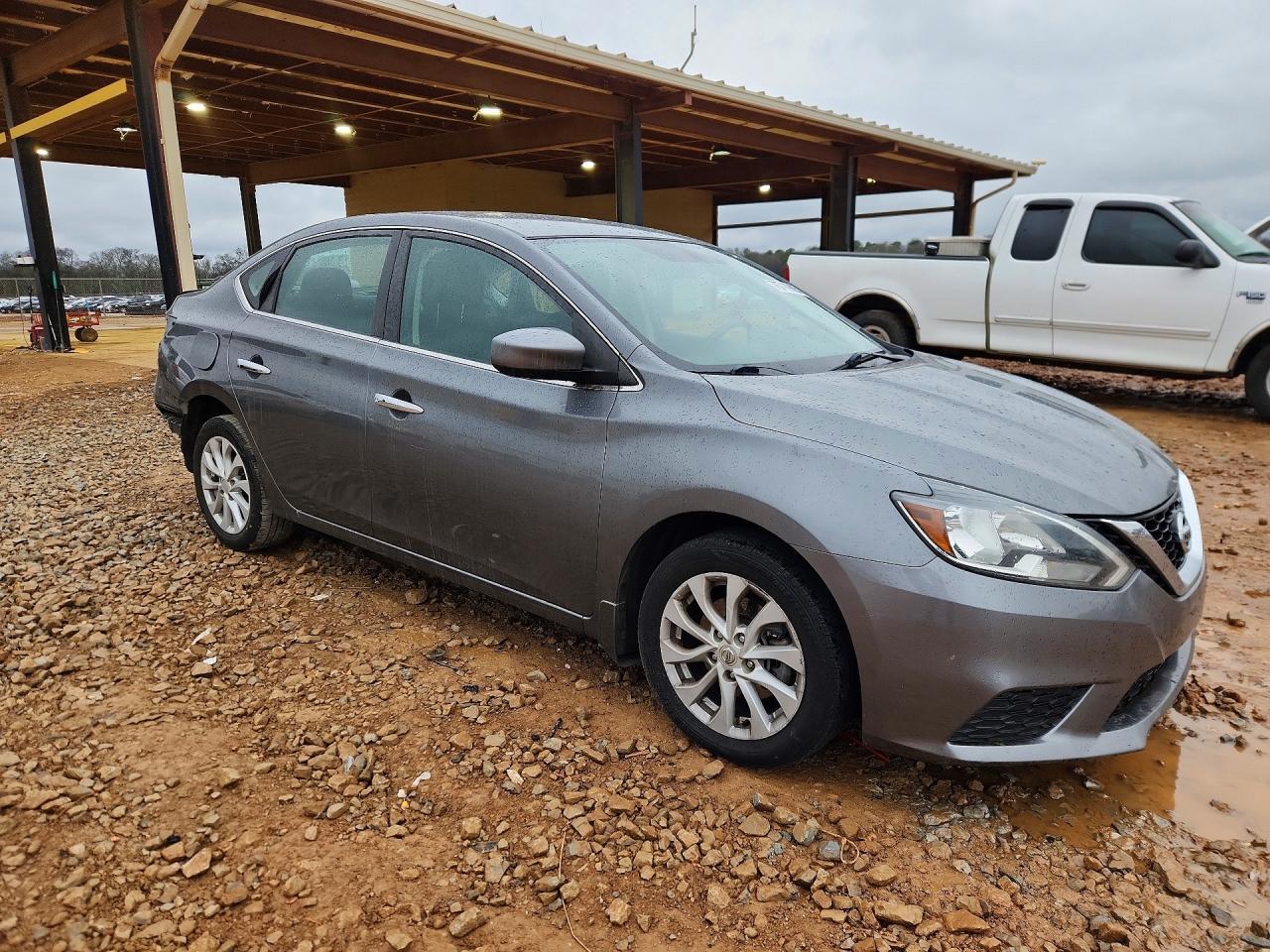 2018 Nissan Sentra S - Image 4