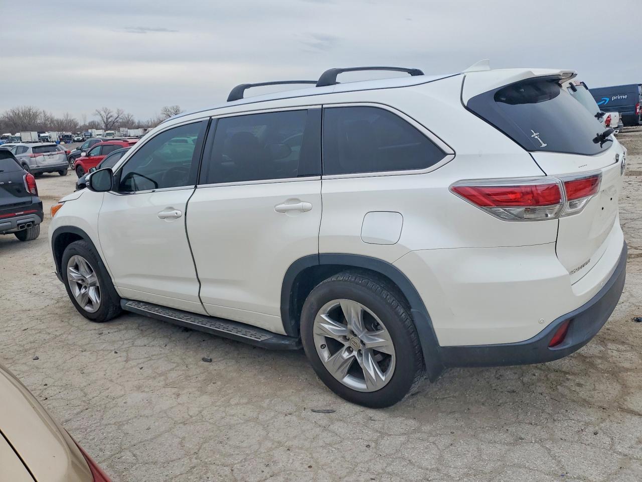 2015 Toyota Highlander Limited - Image 2