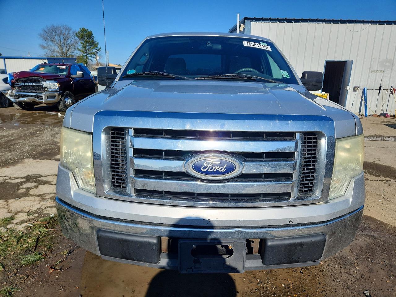 2010 Ford F150 Super Cab - Фото 5