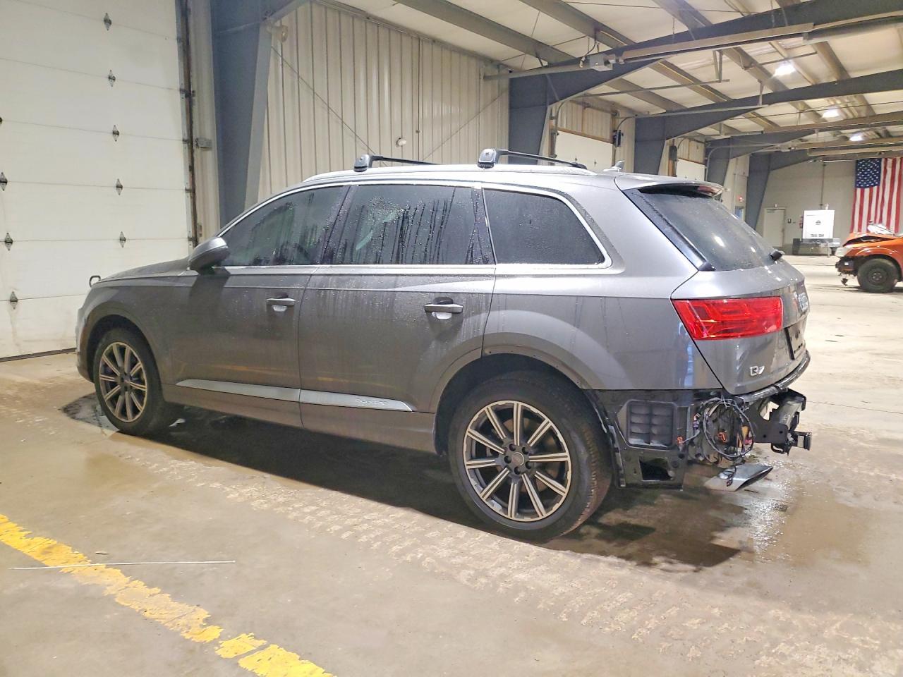 2018 Audi Q7 Premium Plus - Фото 2