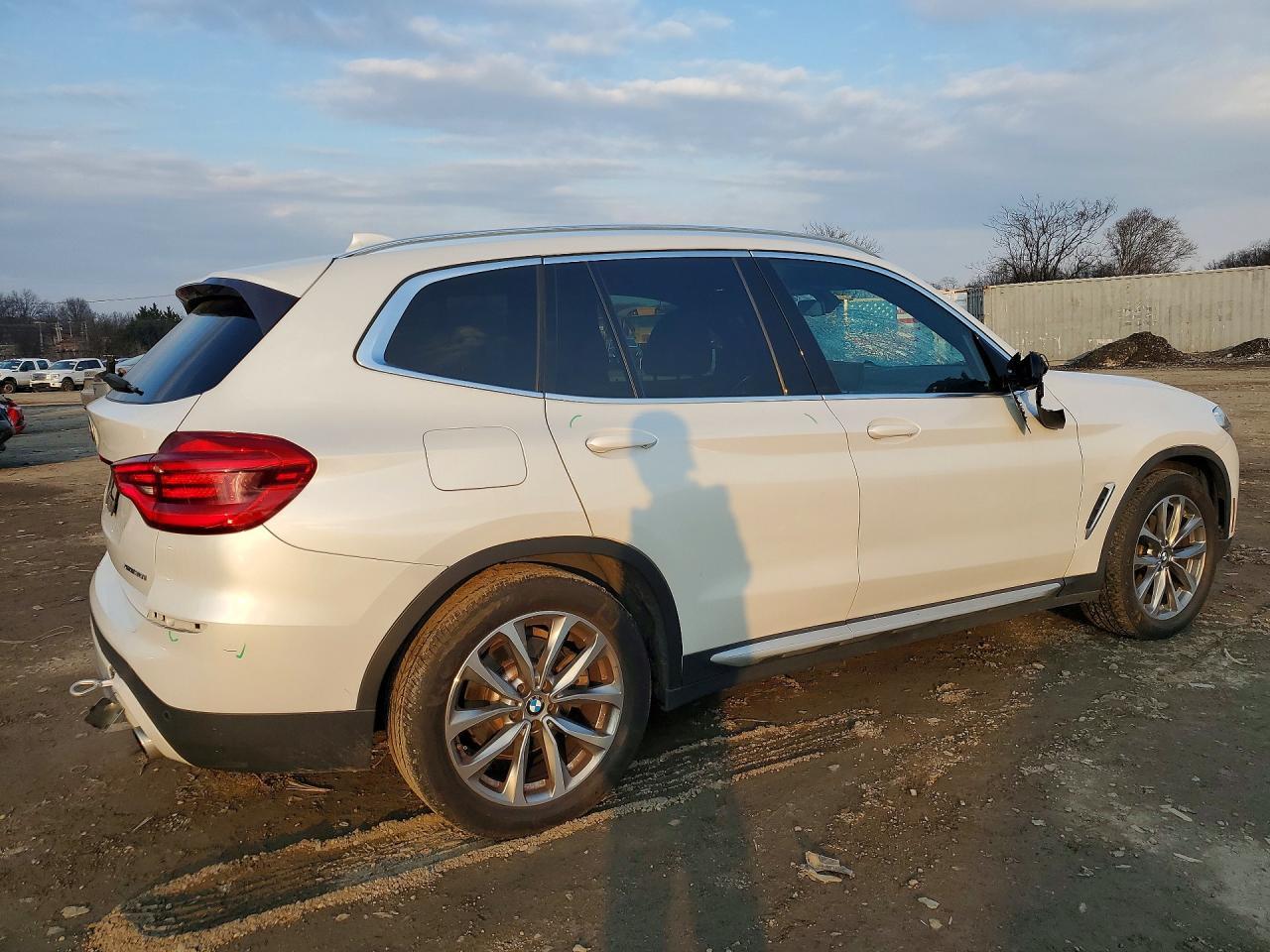 2018 BMW X3 xDrive30I - Фото 3