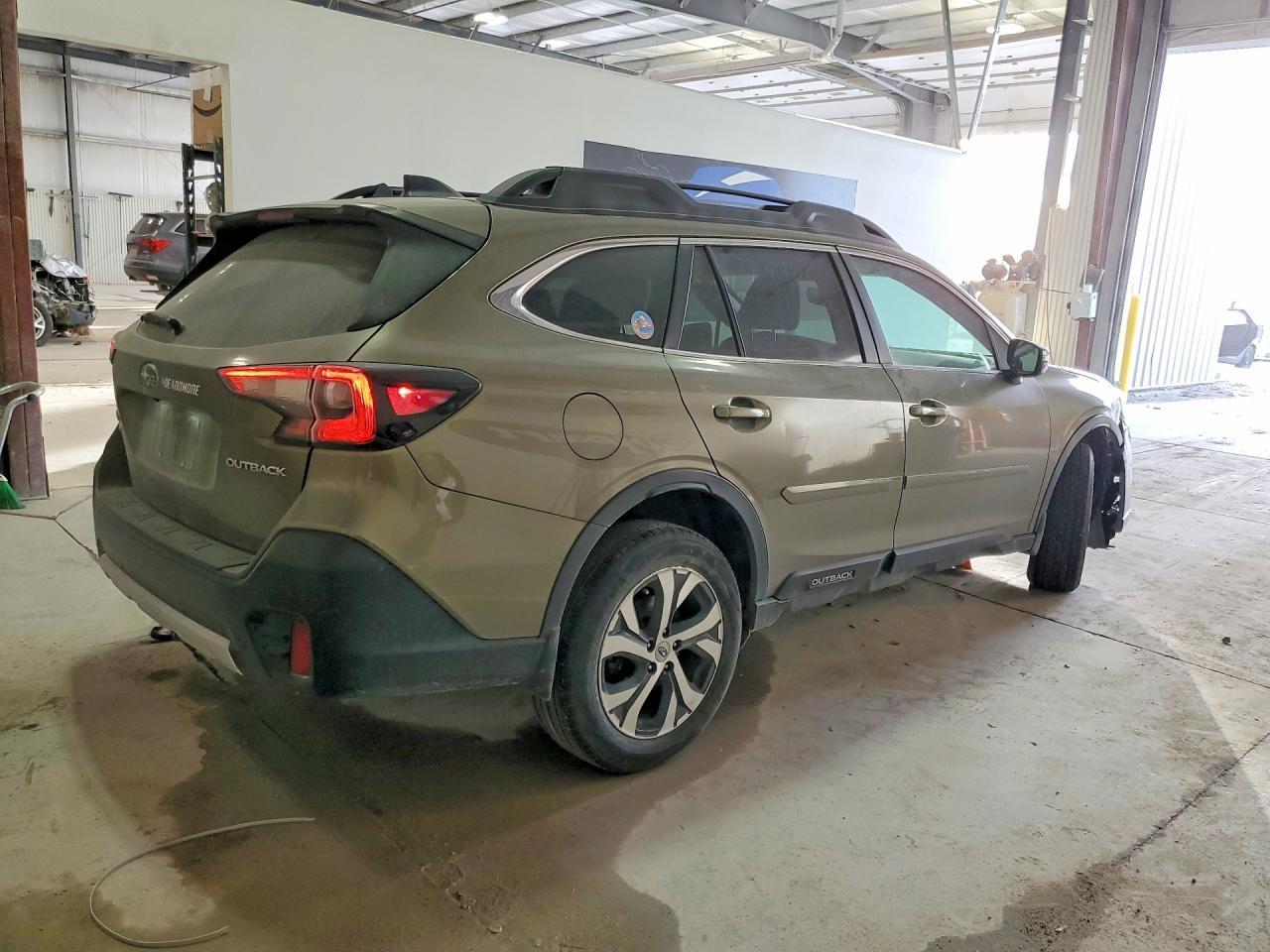 2021 Subaru Outback Limited - Фото 3