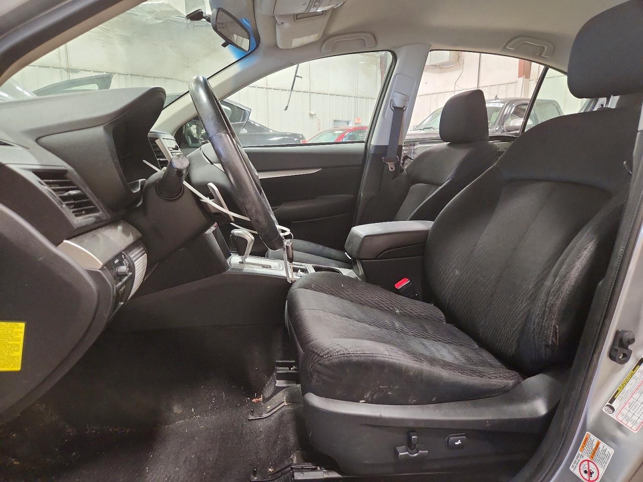 2011 Subaru Legacy 2.5I Premium - Фото 7