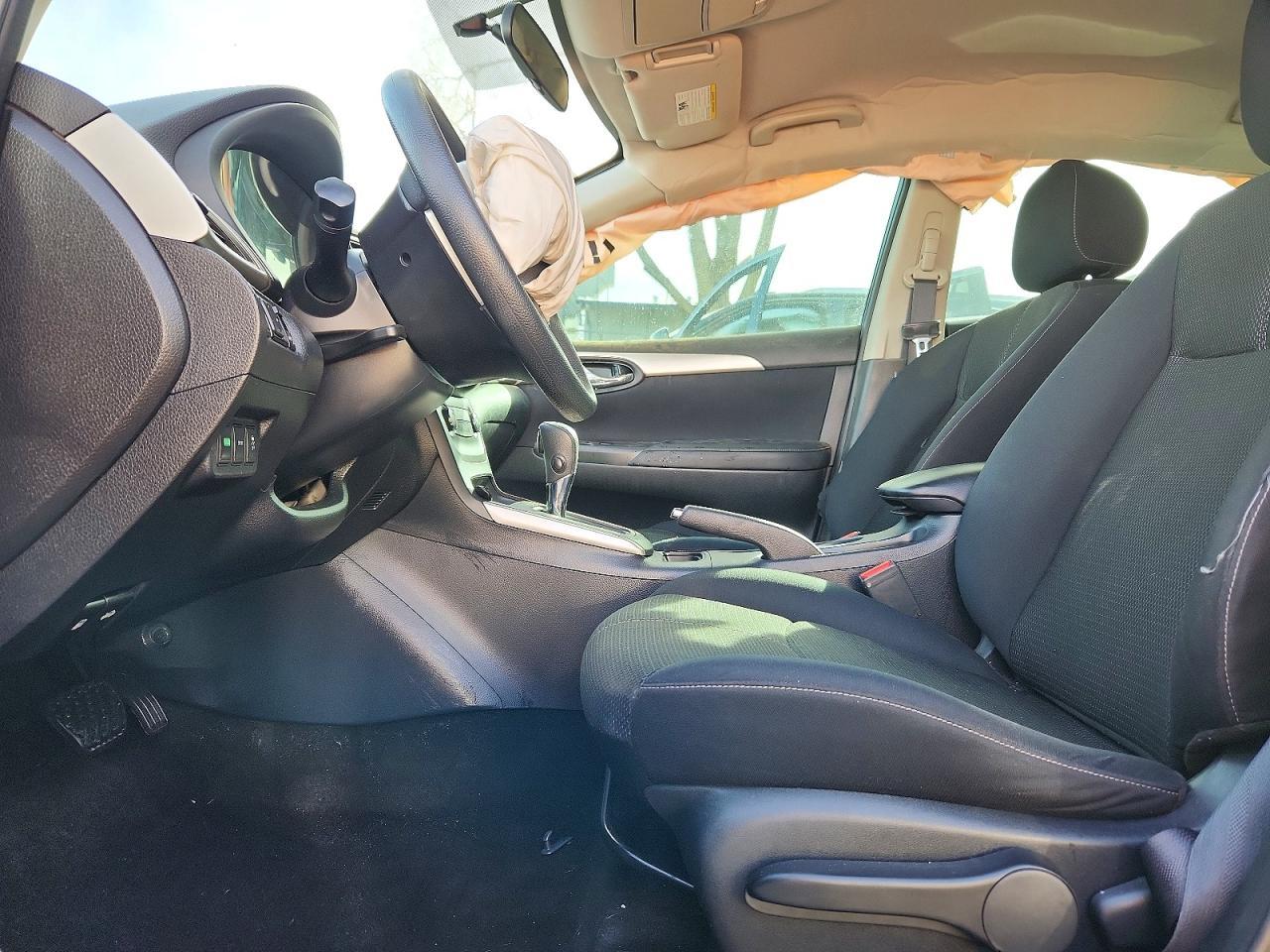 2016 Nissan Sentra S - Фото 7