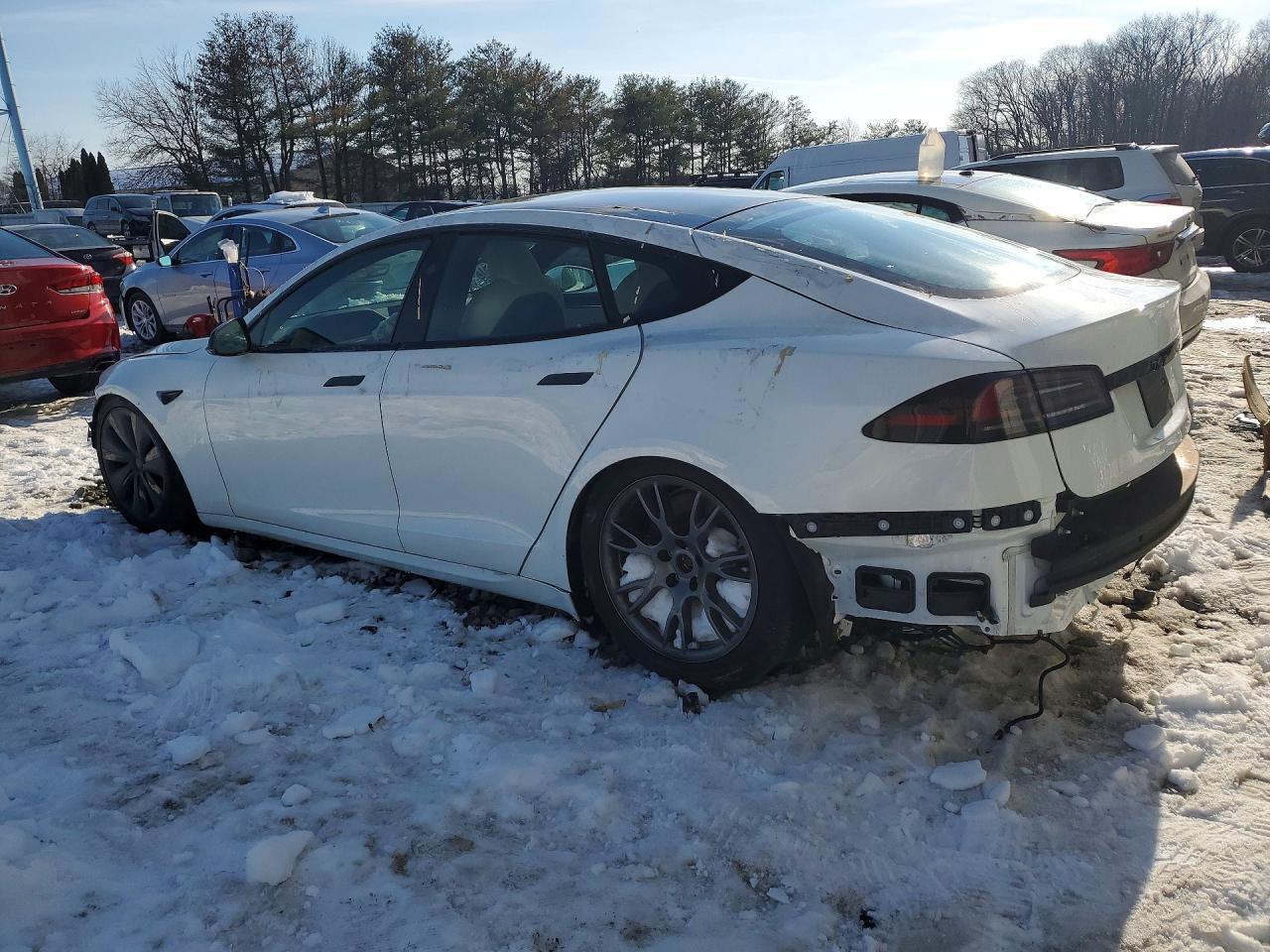 2023 Tesla Model S - Фото 2