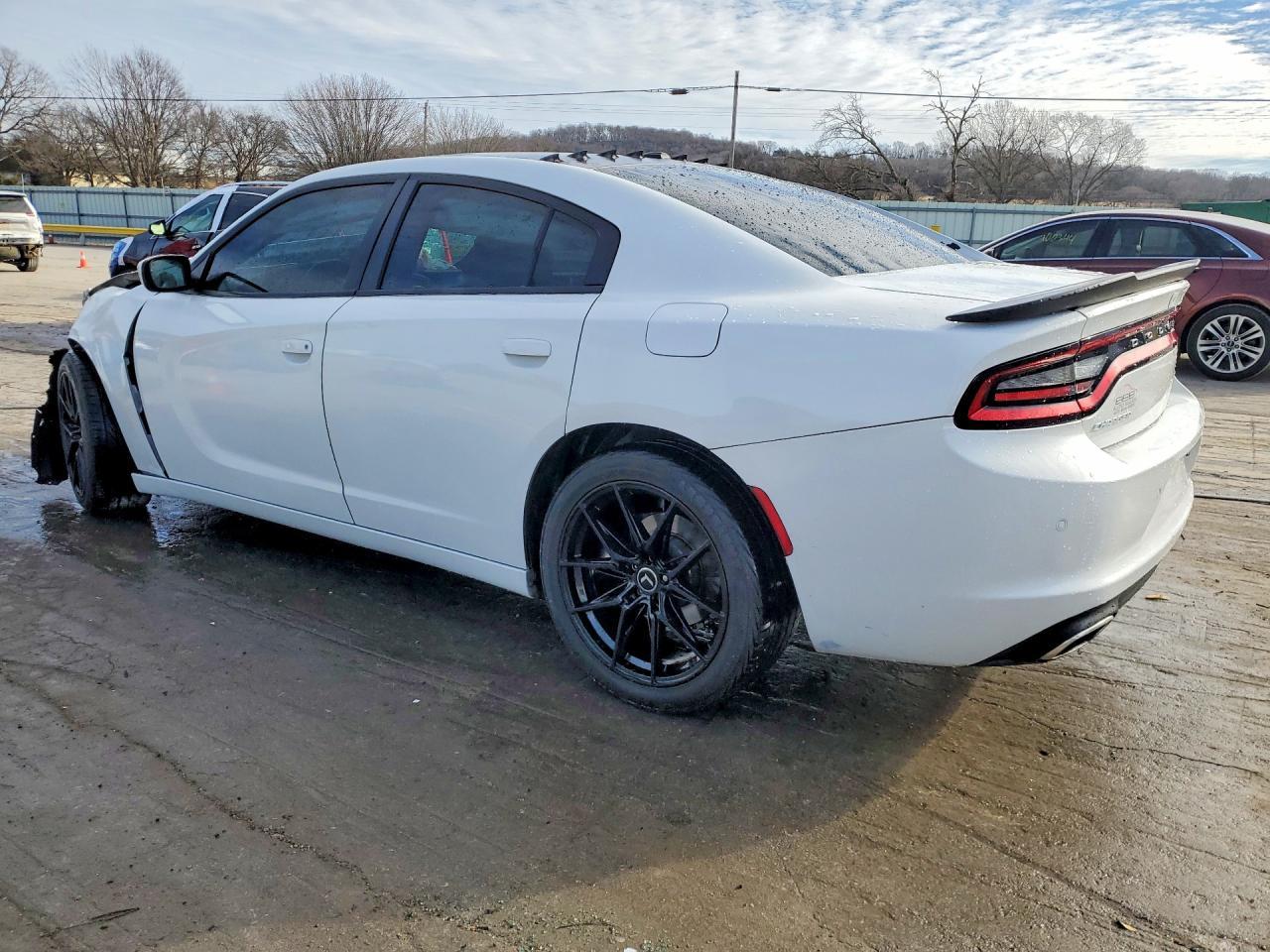 2020 Dodge Charger Sxt - Фото 2