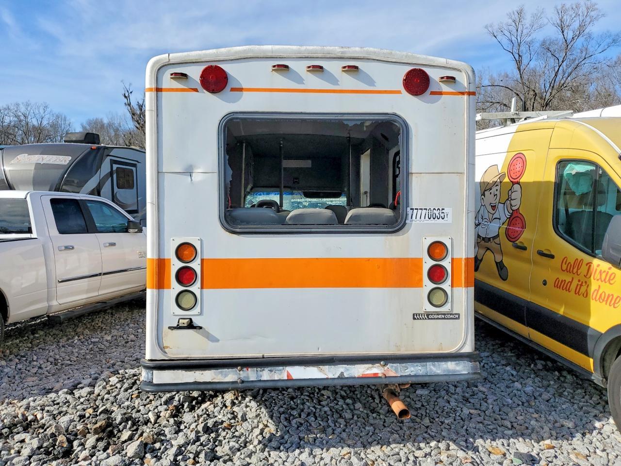2005 Ford E350 Shuttle Bus - Фото 6