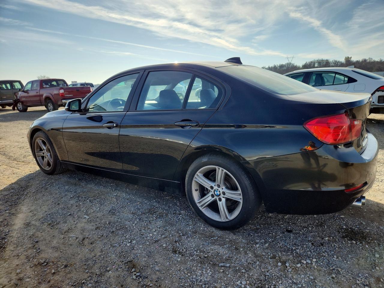 2013 BMW 328 I - Image 2
