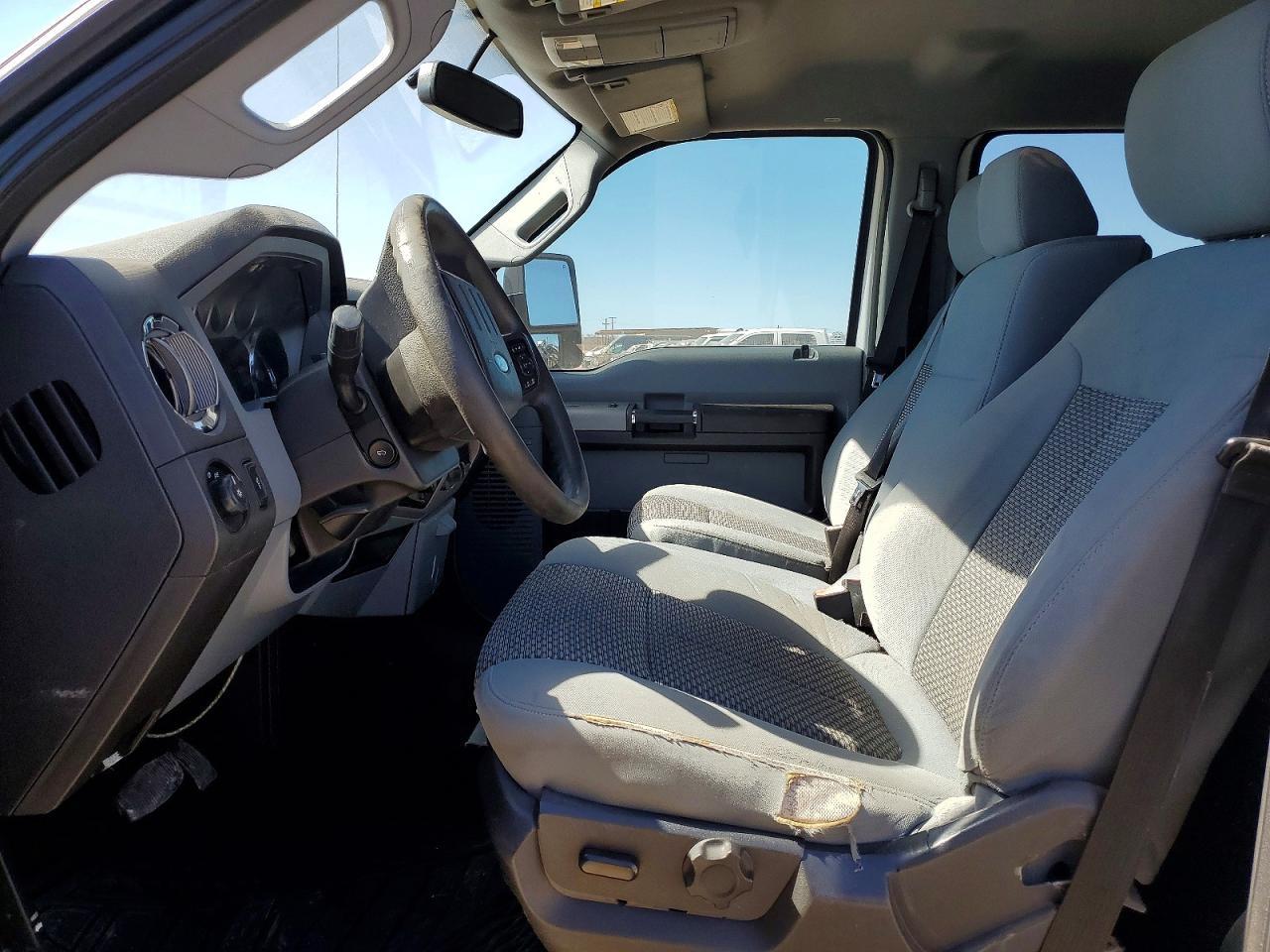 2015 Ford F250 Super Duty - Фото 7