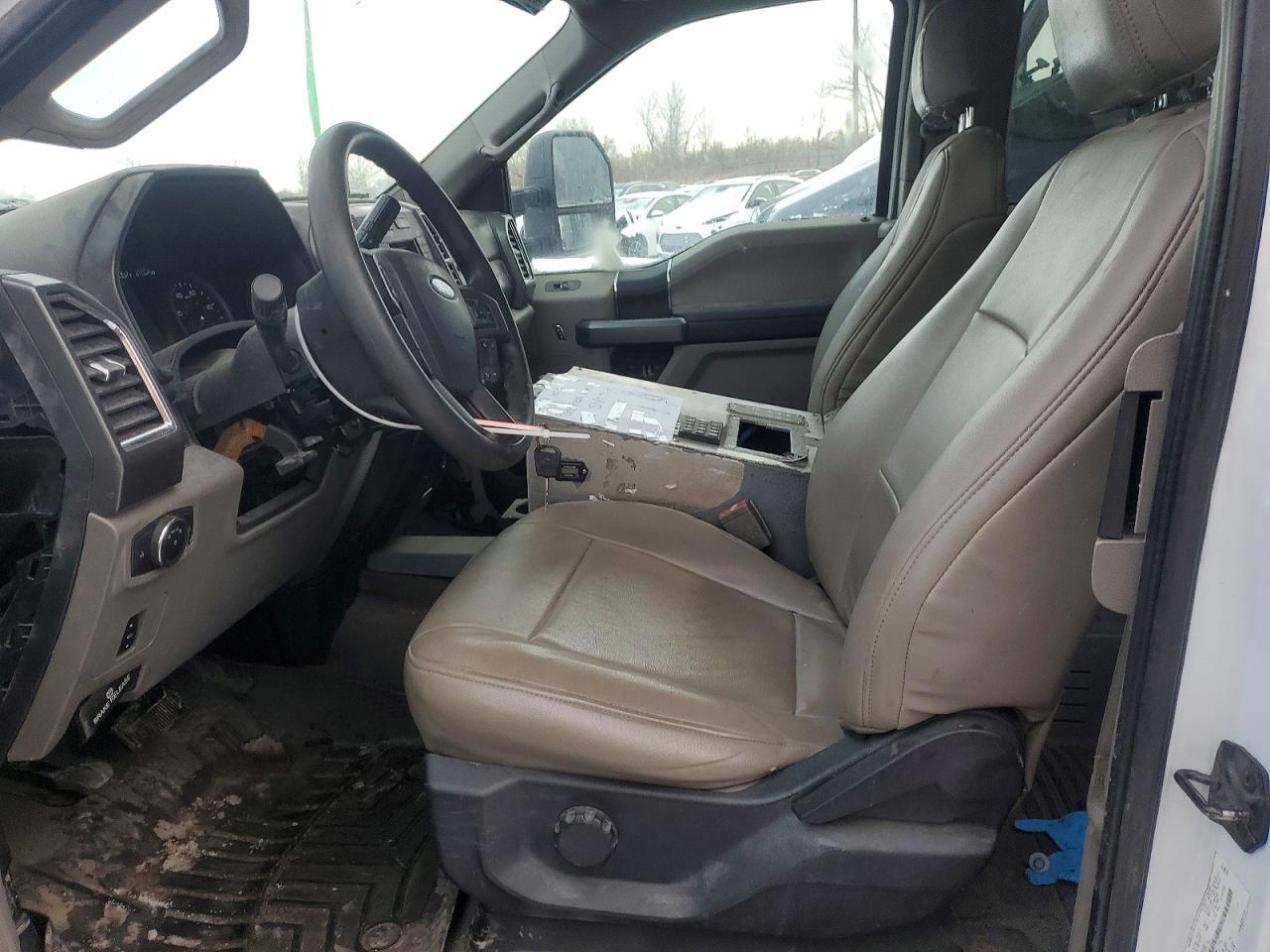 2017 Ford F550 Super Duty - Фото 7