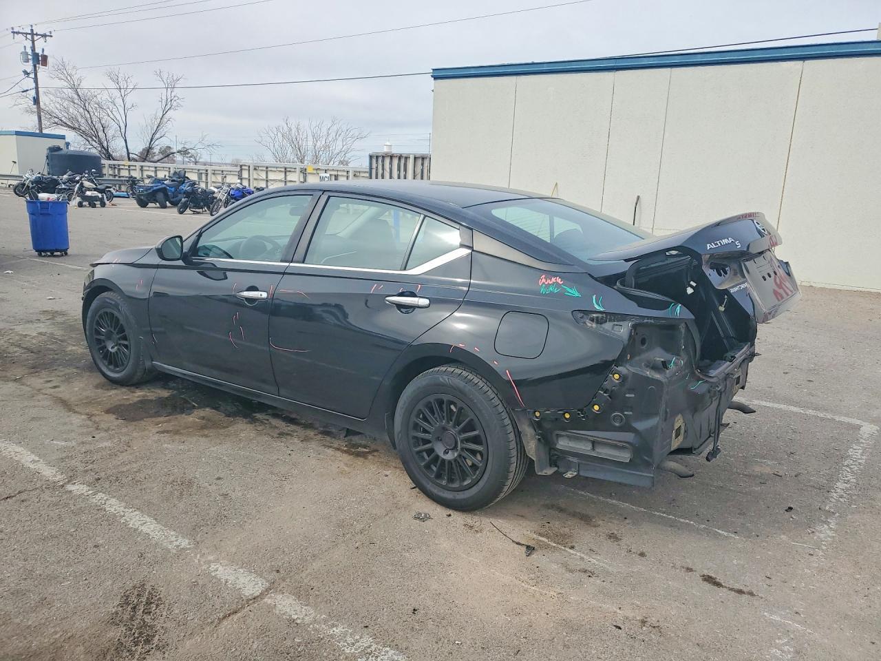 2021 Nissan Altima 2.5 S - Фото 2