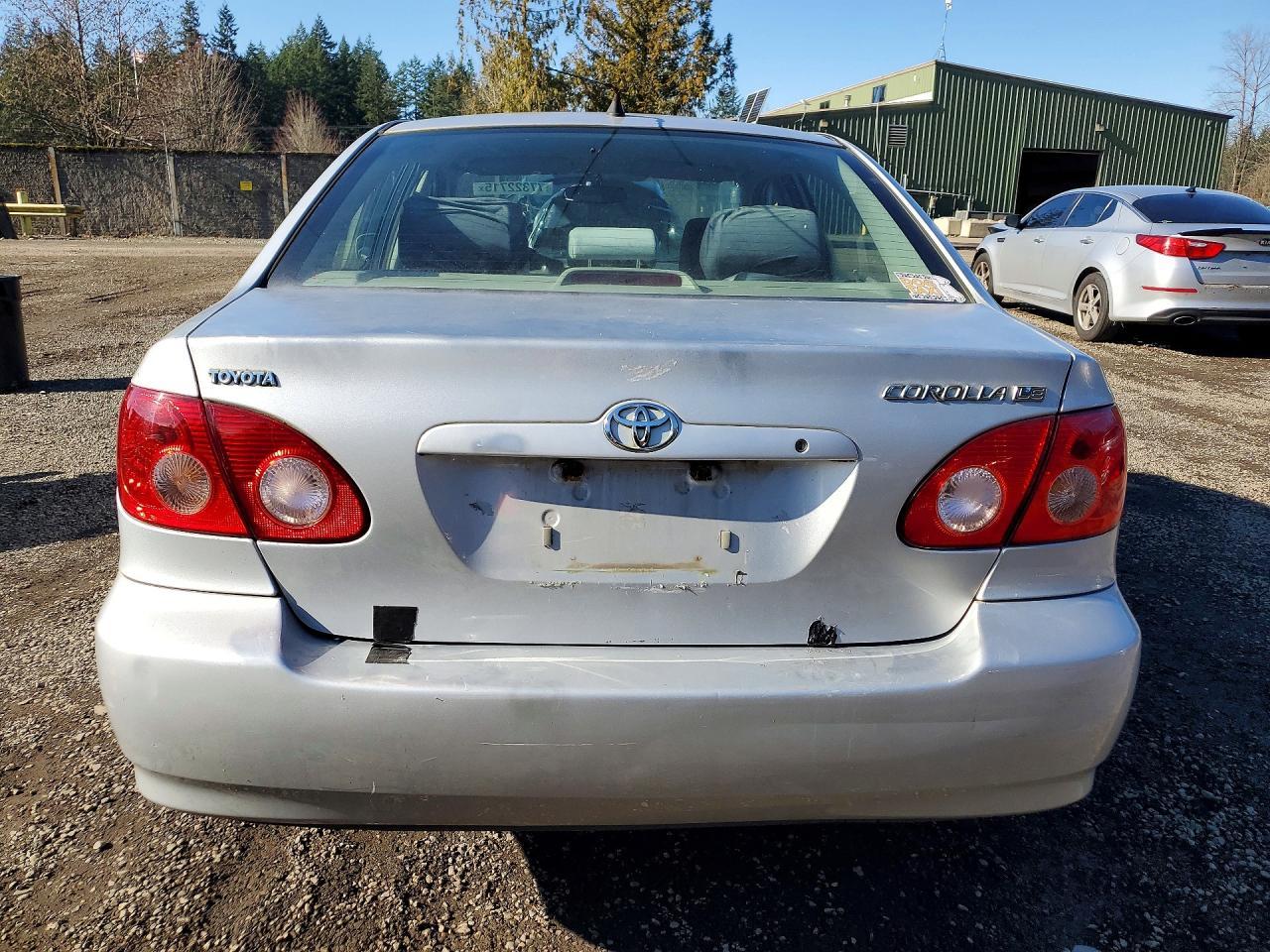 2005 Toyota Corolla Le - Image 6