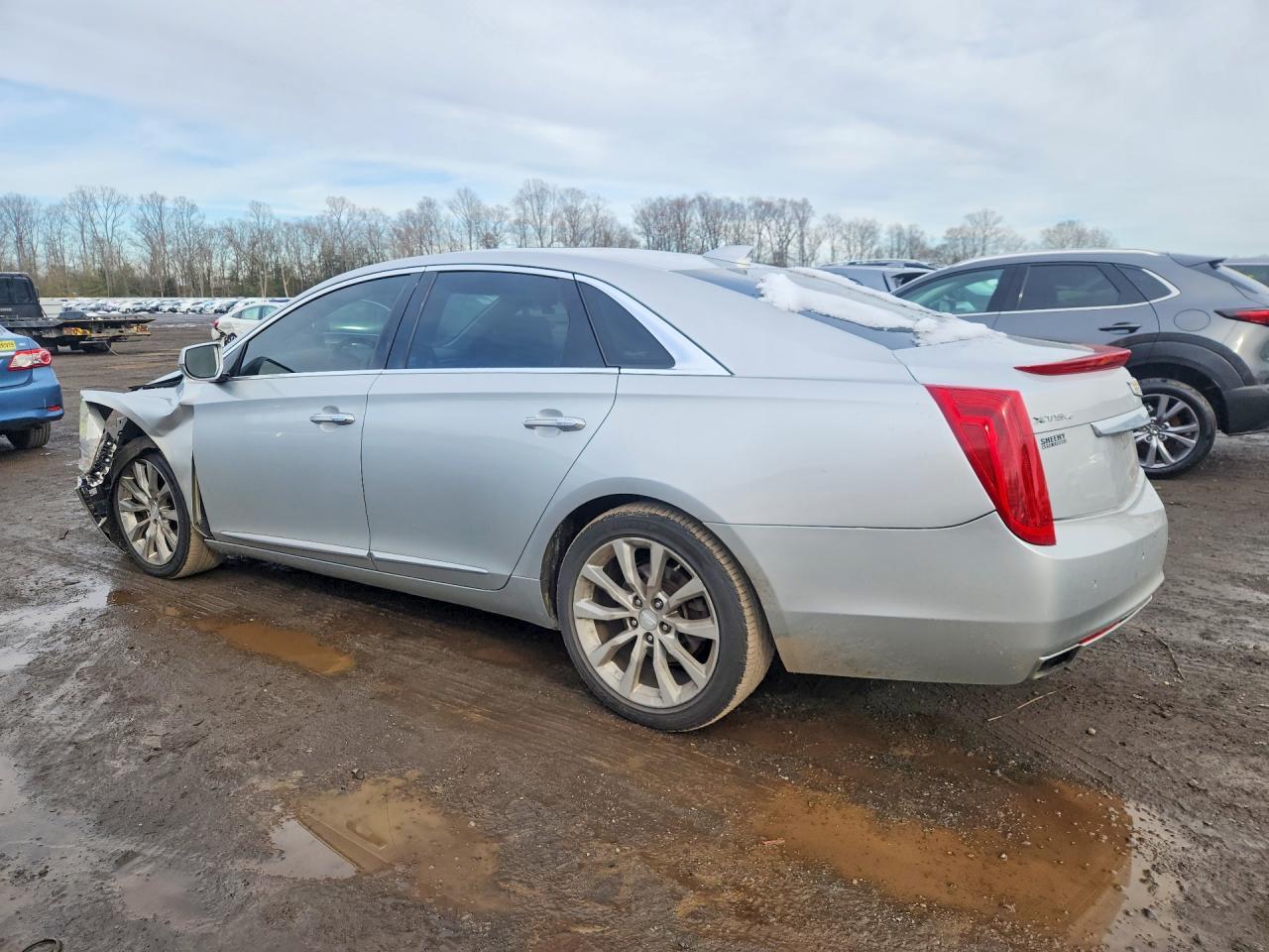 2016 Cadillac Xts Luxury Collection - Image 2