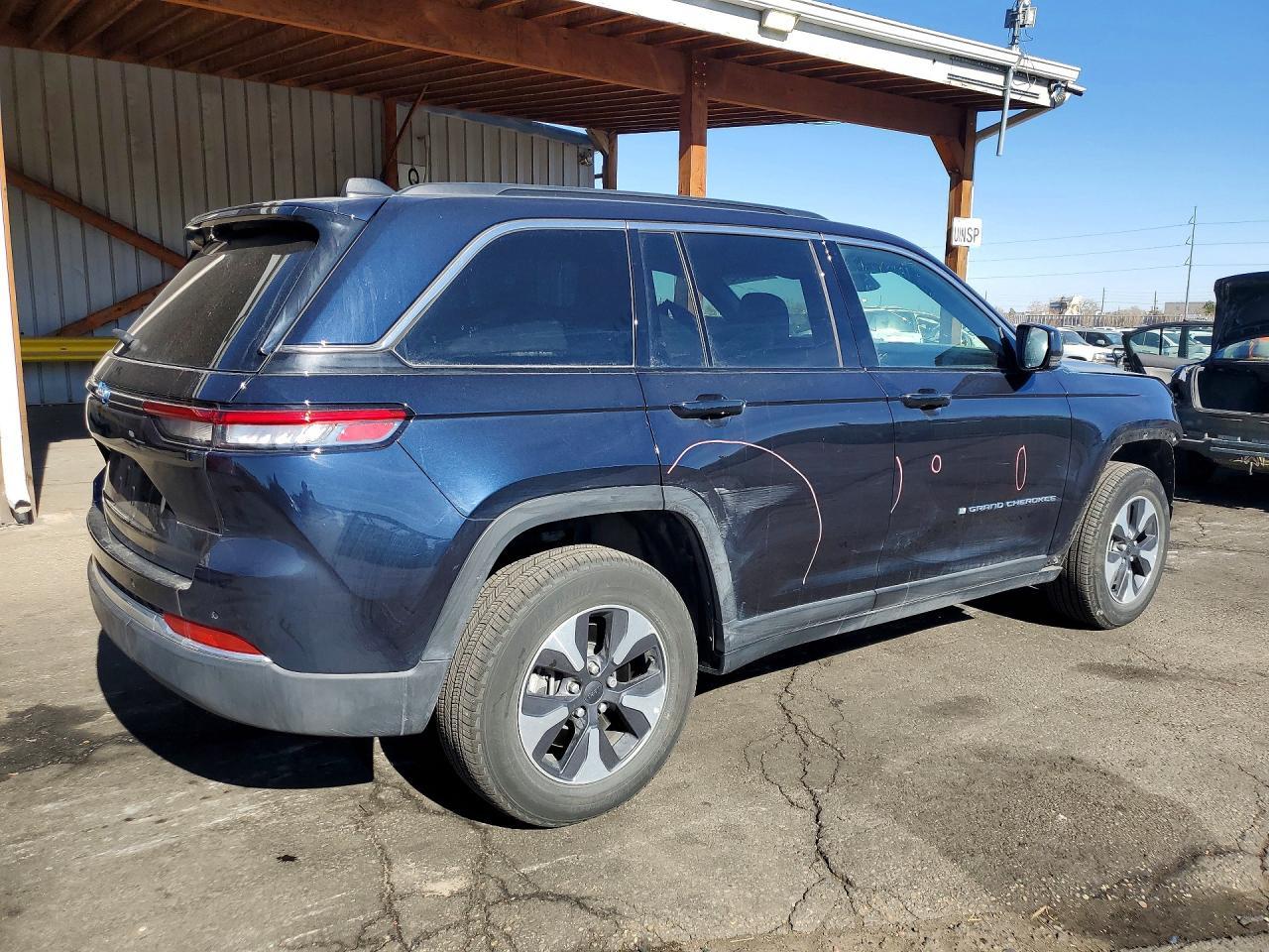 2024 Jeep Grand Cherokee Limited 4Xe - Image 3