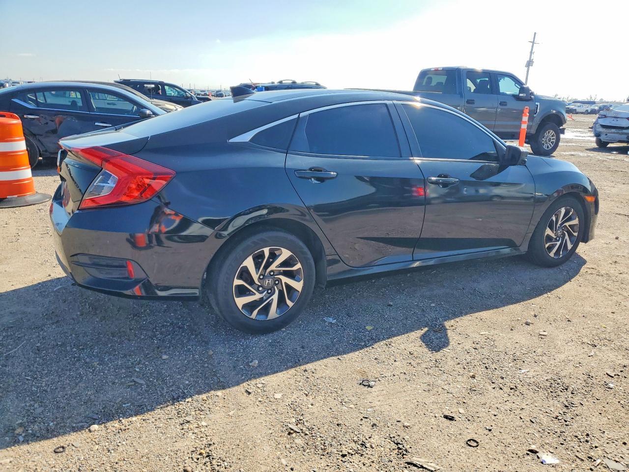 2018 Honda Civic Ex - Фото 3