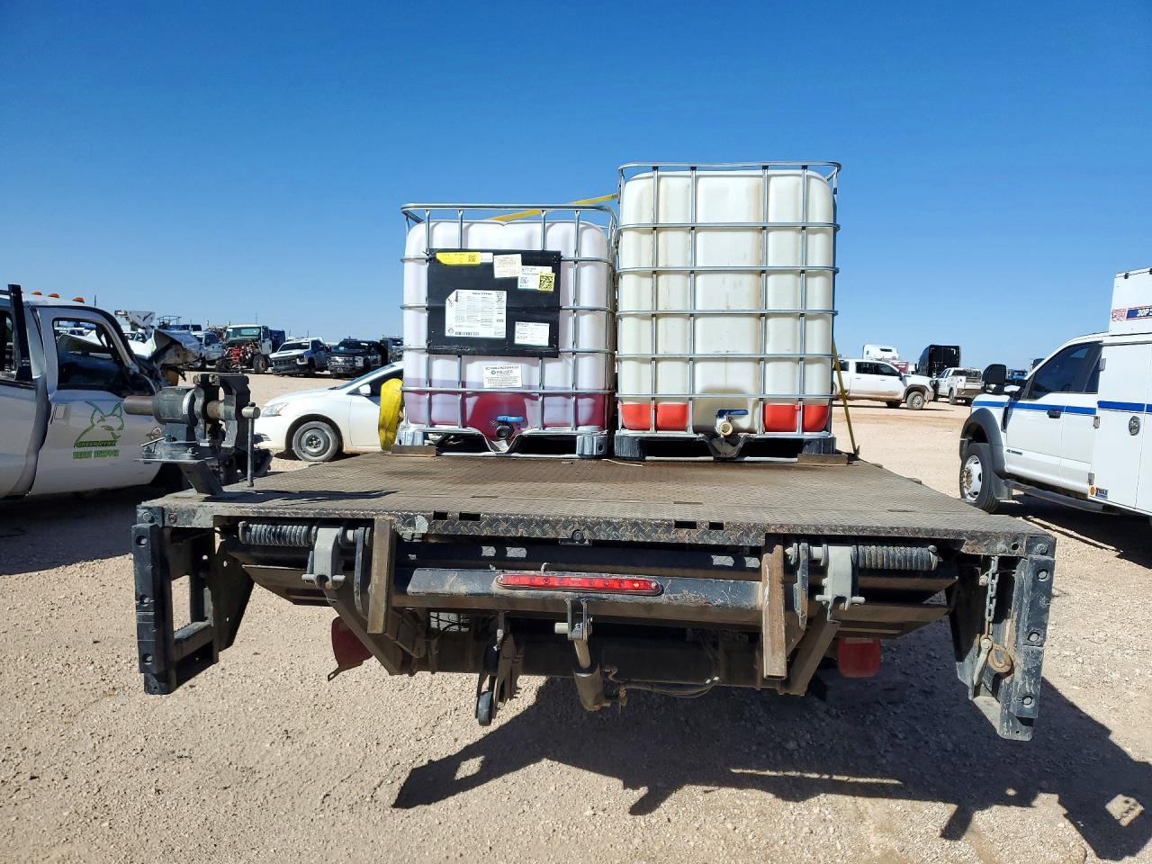 2020 Ford F550 Super Duty Flatbed Truck - Image 6