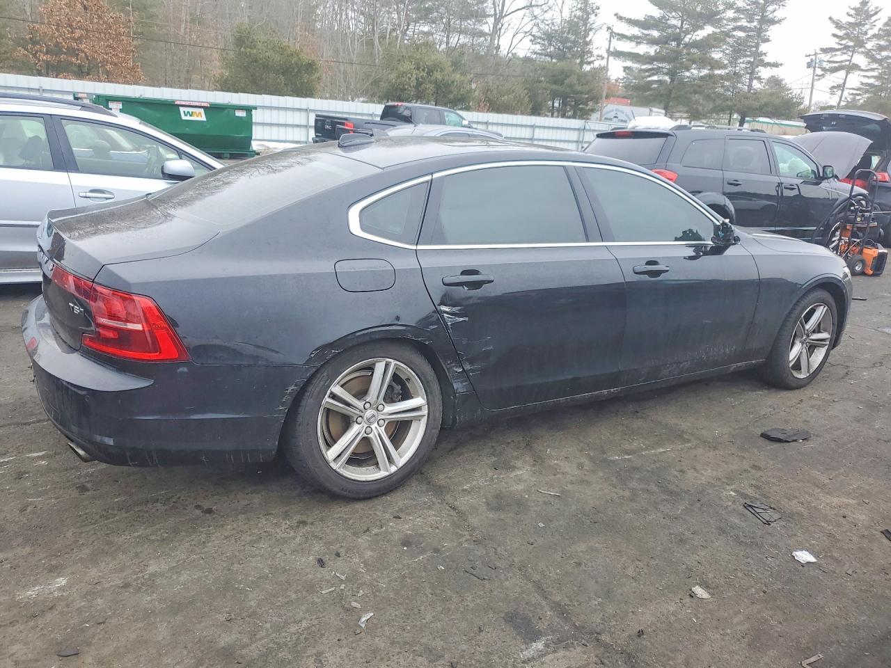 2018 Volvo S90 T5 Momentum - Фото 3