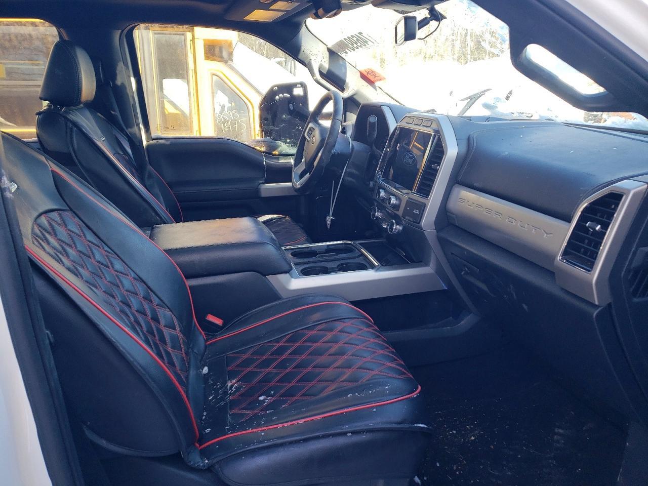 2022 Ford F350 Super Duty - Image 7