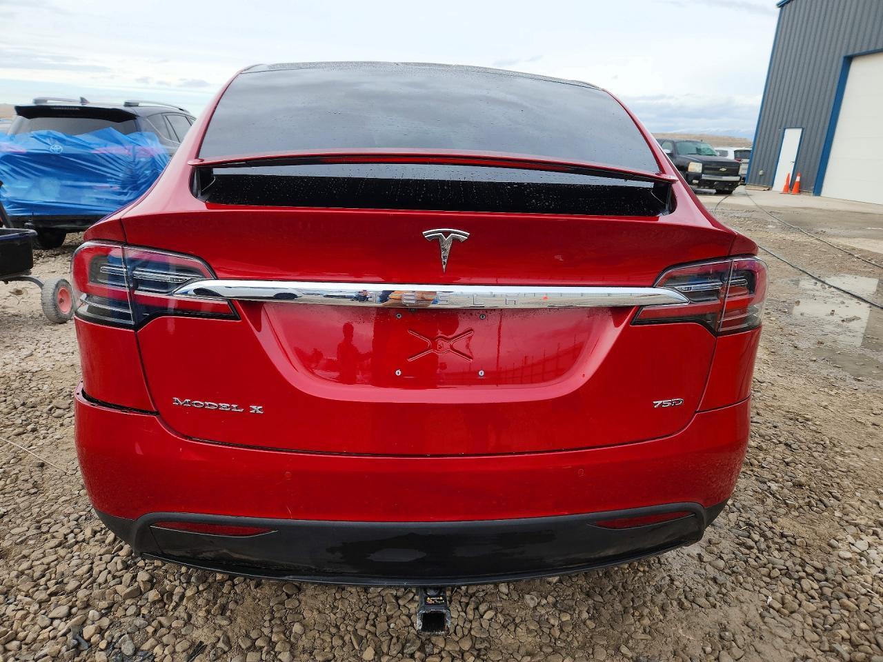 2018 Tesla Model X - Фото 6