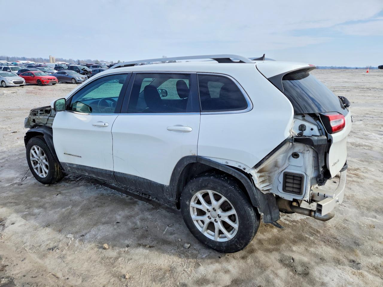 2017 Jeep Cherokee Latitude - Фото 2