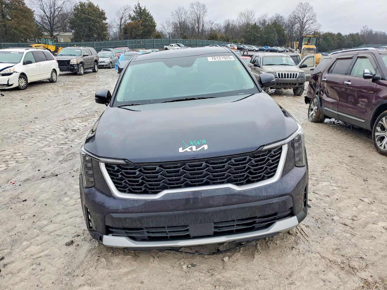 2025 Kia Sorento - Фото 5