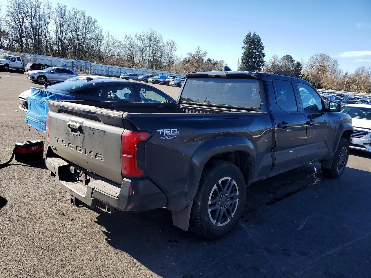 2024 Toyota Tacoma Double Cab - Image 3