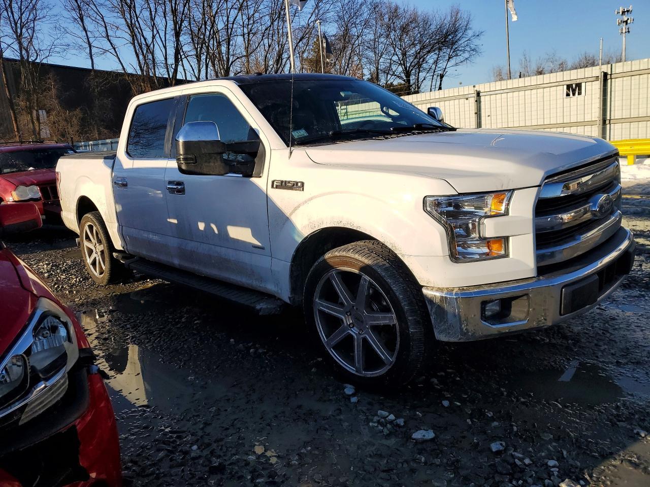 2015 Ford F150 Supercrew - Фото 4