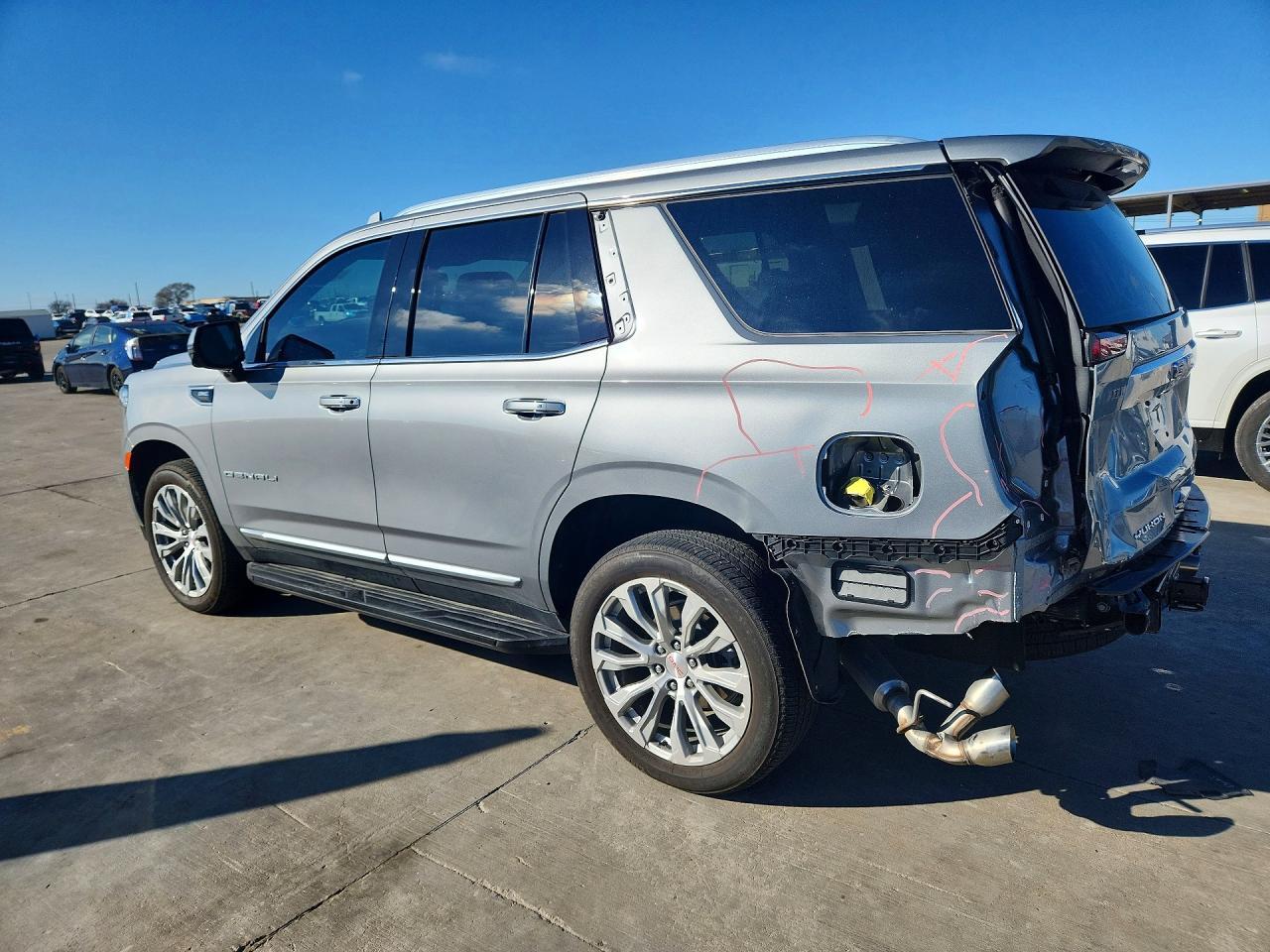 2024 GMC Yukon Denali - Фото 2
