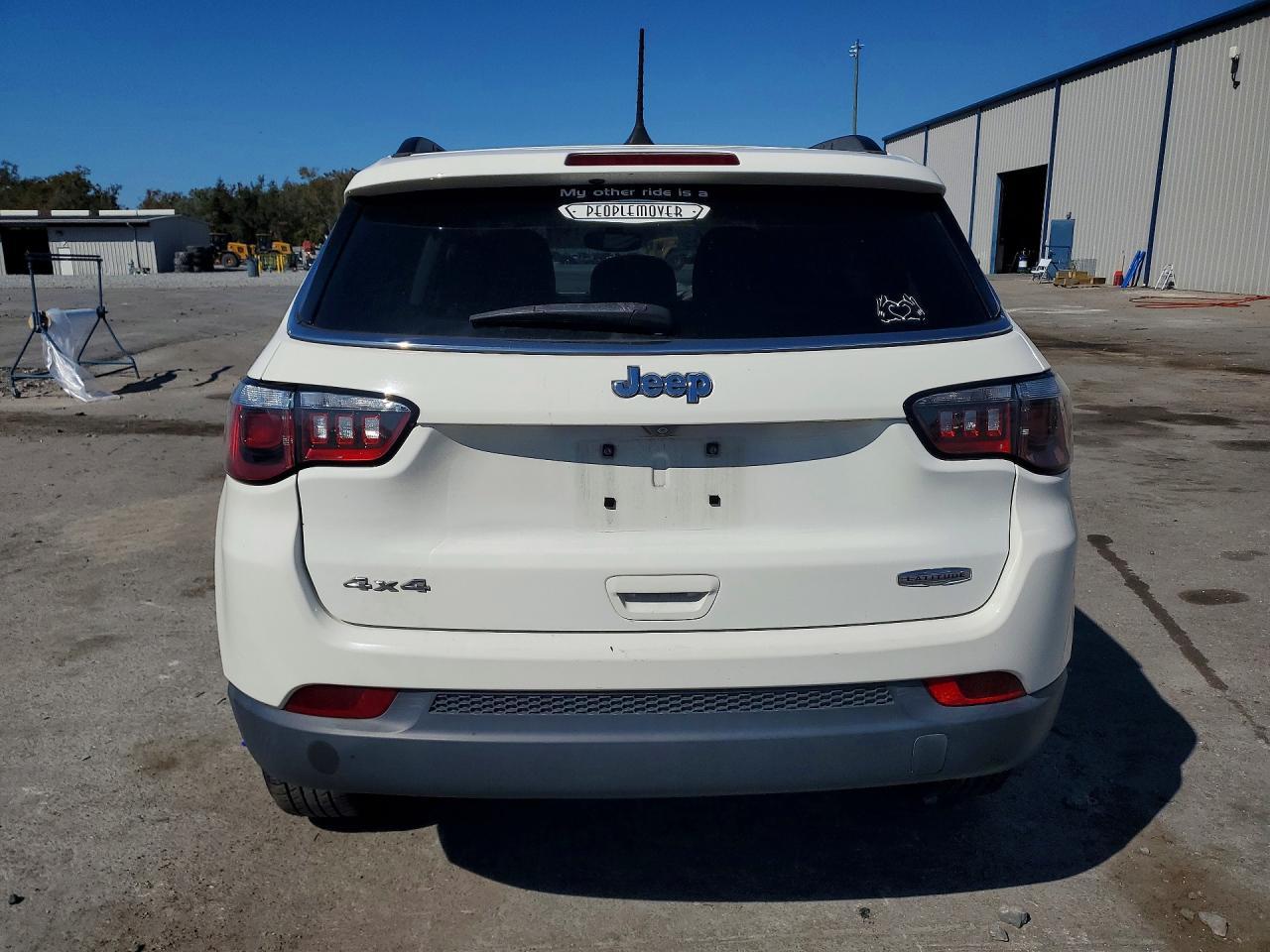 2020 Jeep Compass Latitude - Фото 6