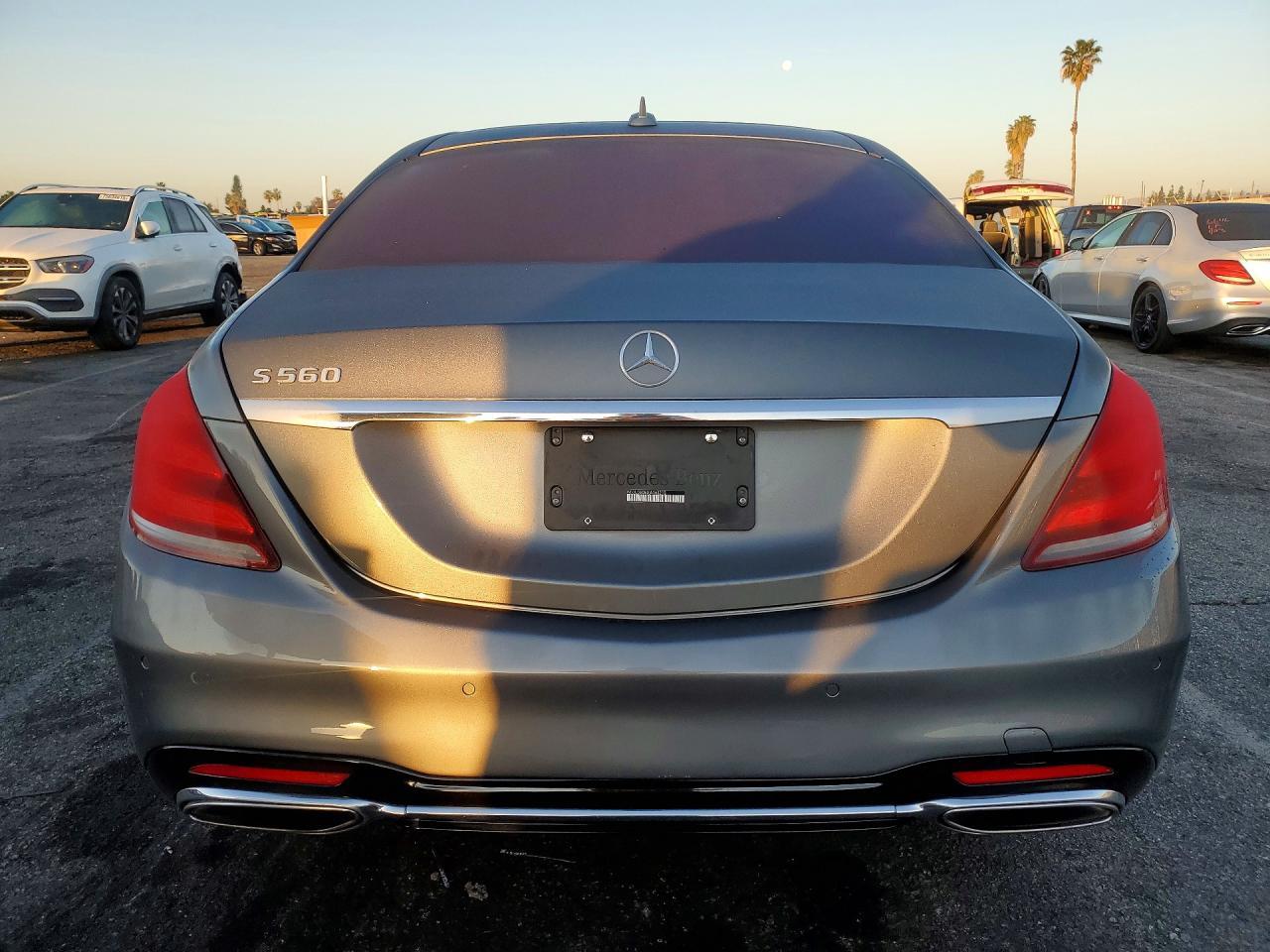 2018 Mercedes-Benz S 560 - Фото 6