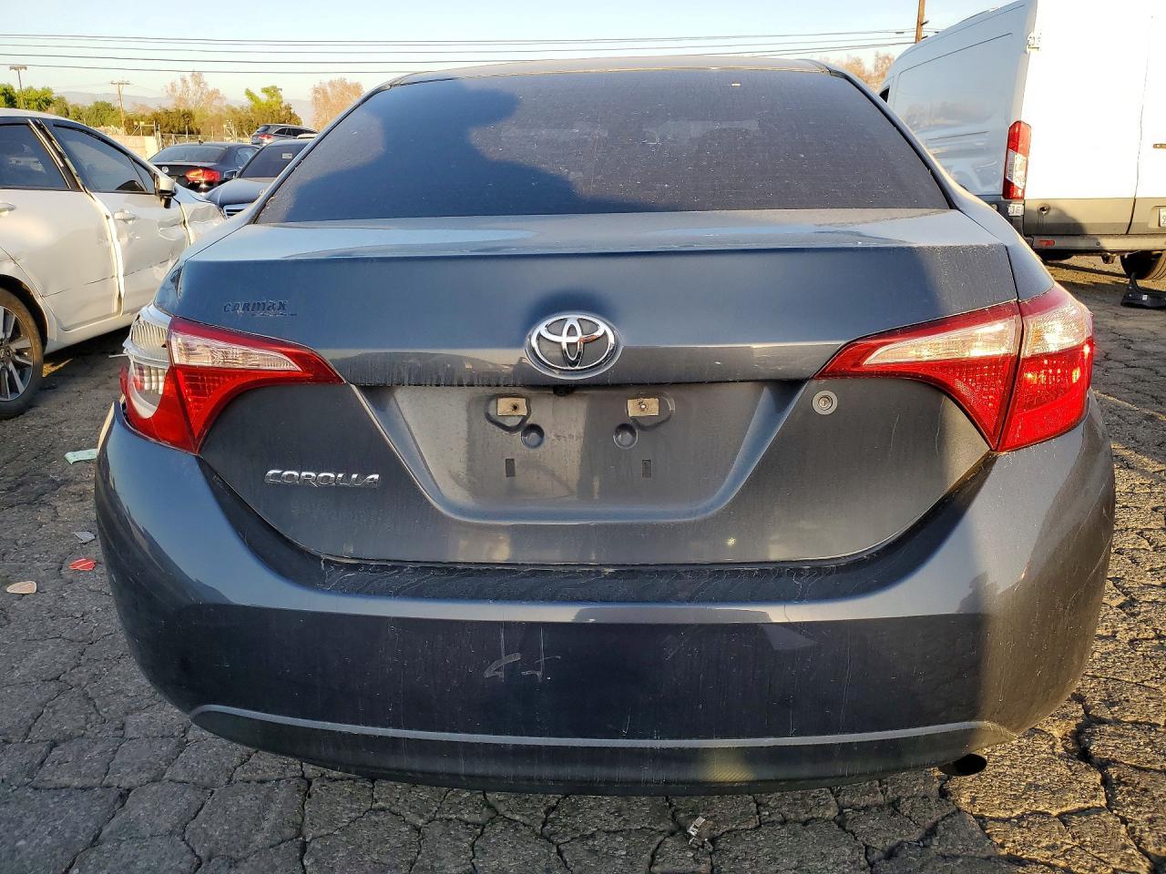 2018 Toyota Corolla L - Фото 6