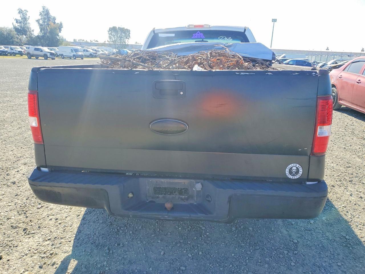2006 Ford F150 - Image 6